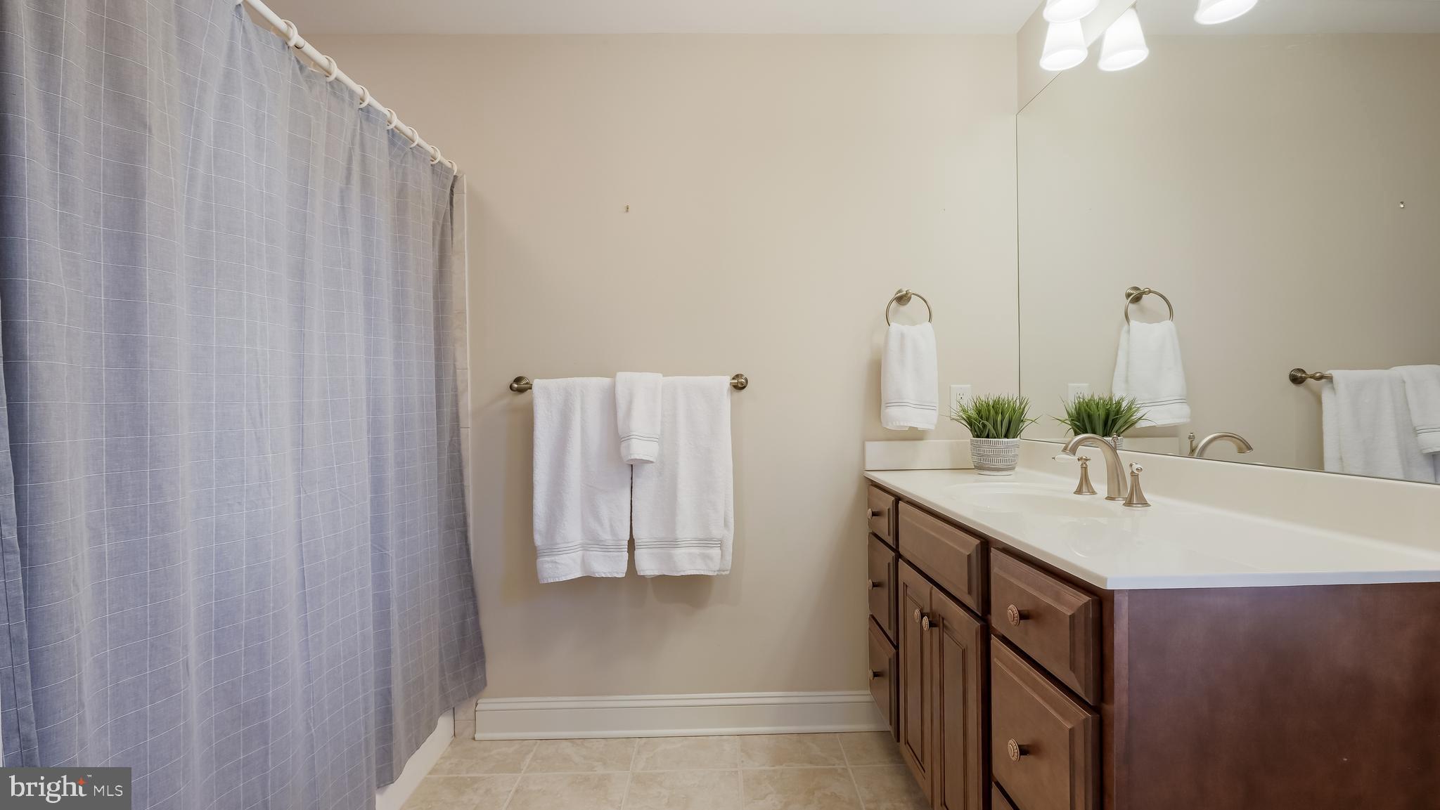 PINE TREE FARM - Residential