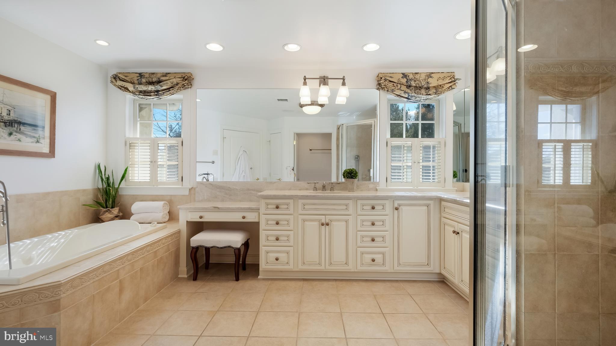 PINE TREE FARM - Residential