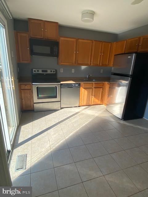 CUNNINGHILL COVE - Residential