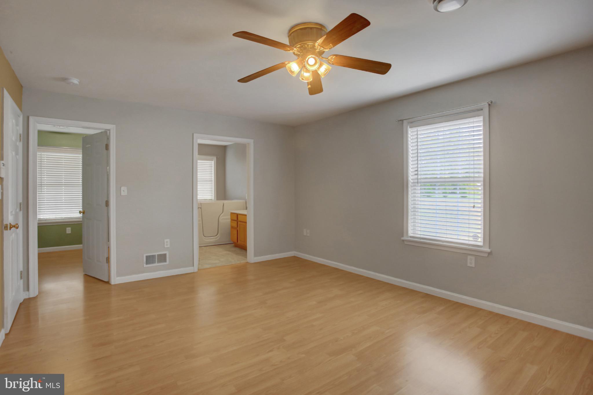 SOUTH GUILFORD - Residential