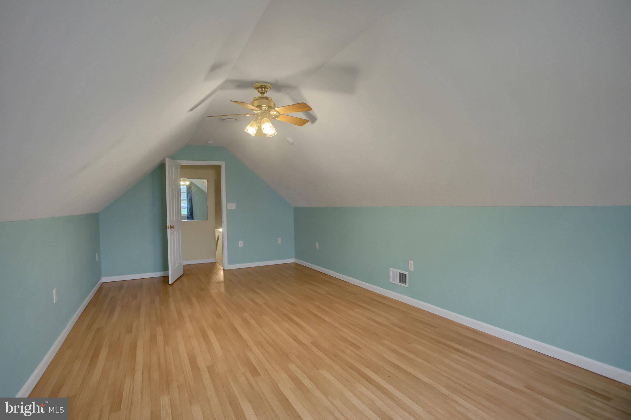 SOUTH GUILFORD - Residential