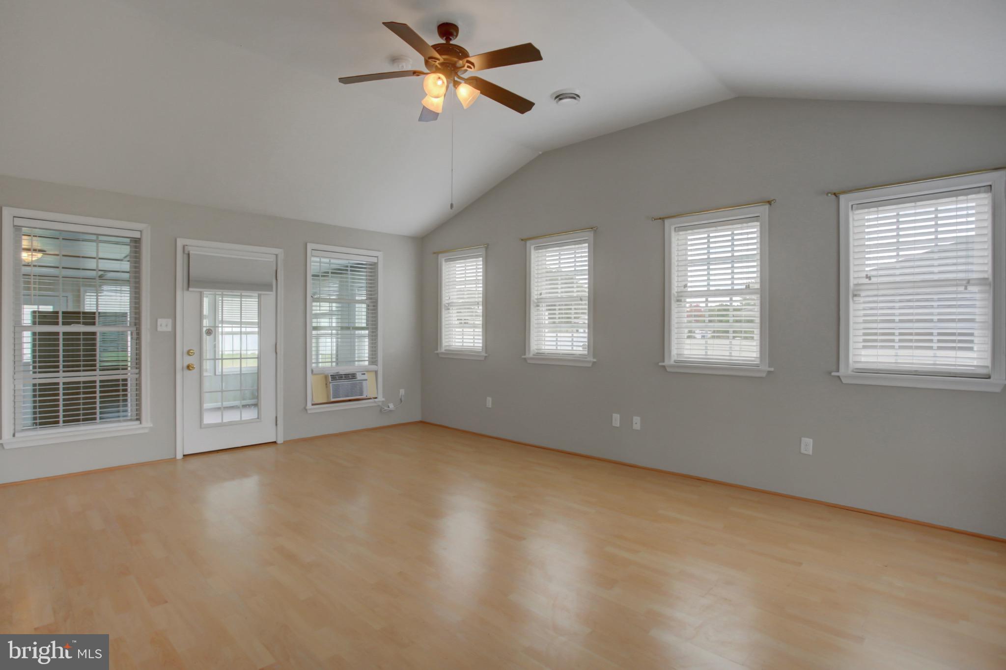 SOUTH GUILFORD - Residential