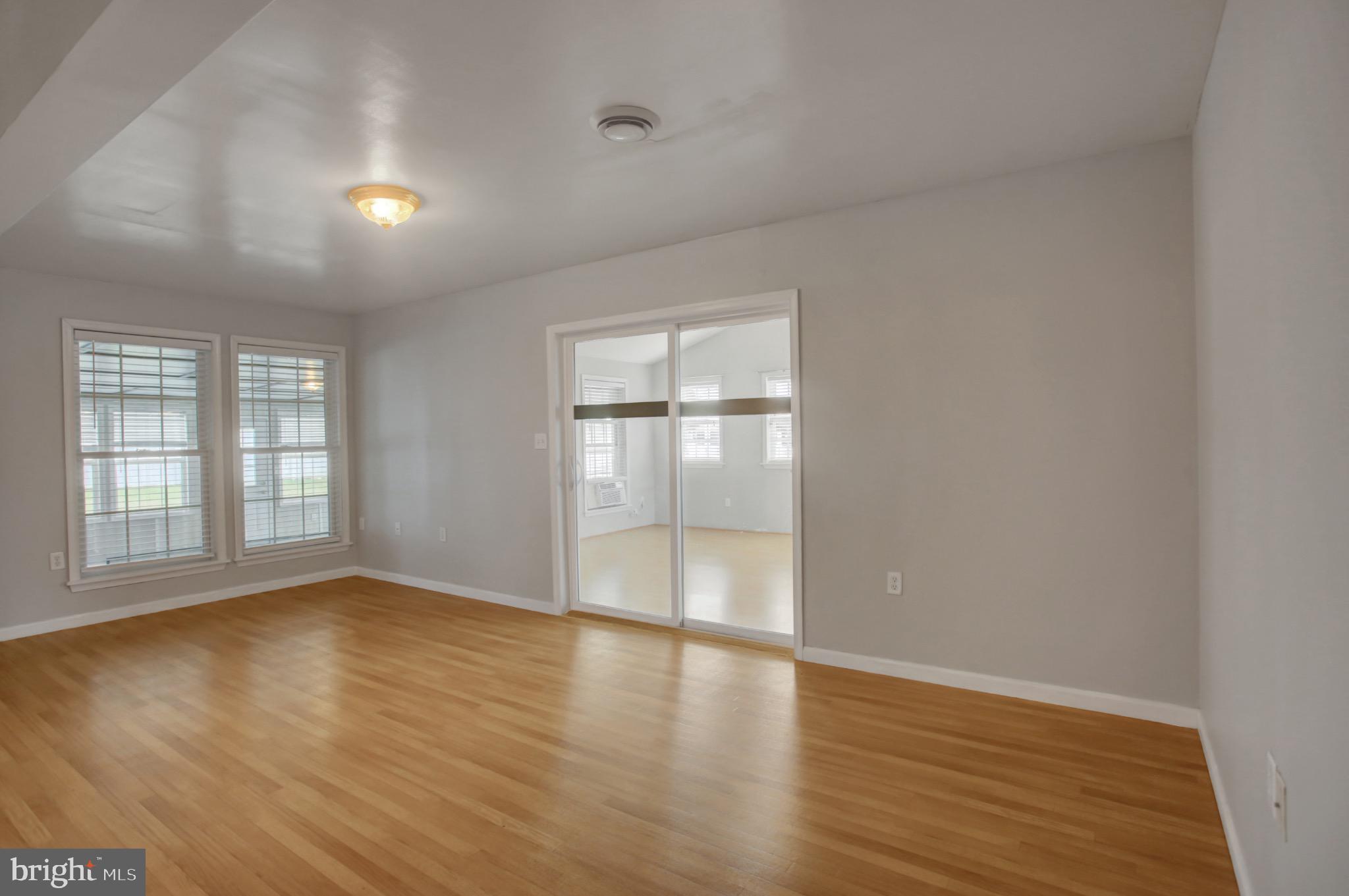 SOUTH GUILFORD - Residential