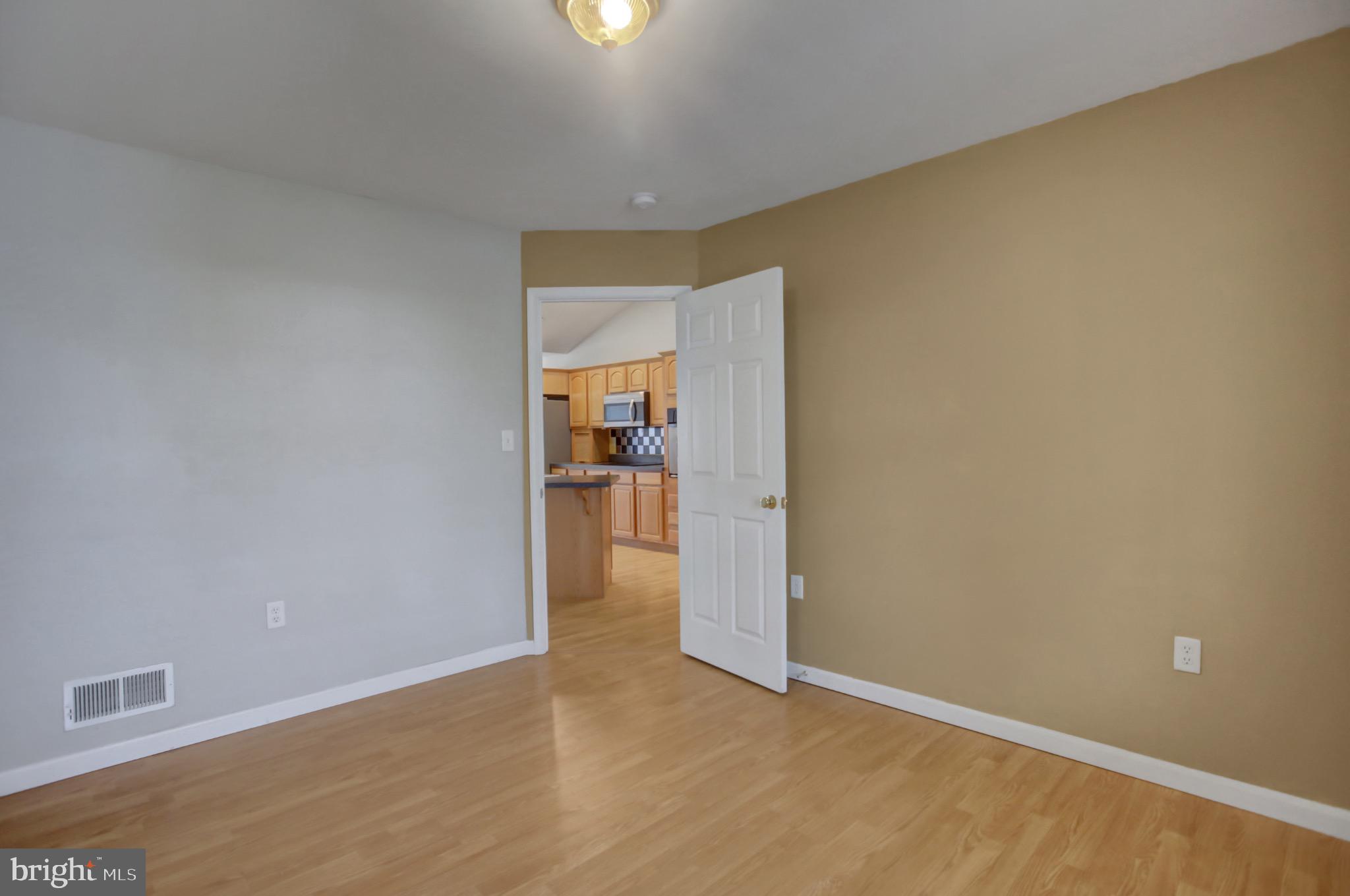 SOUTH GUILFORD - Residential