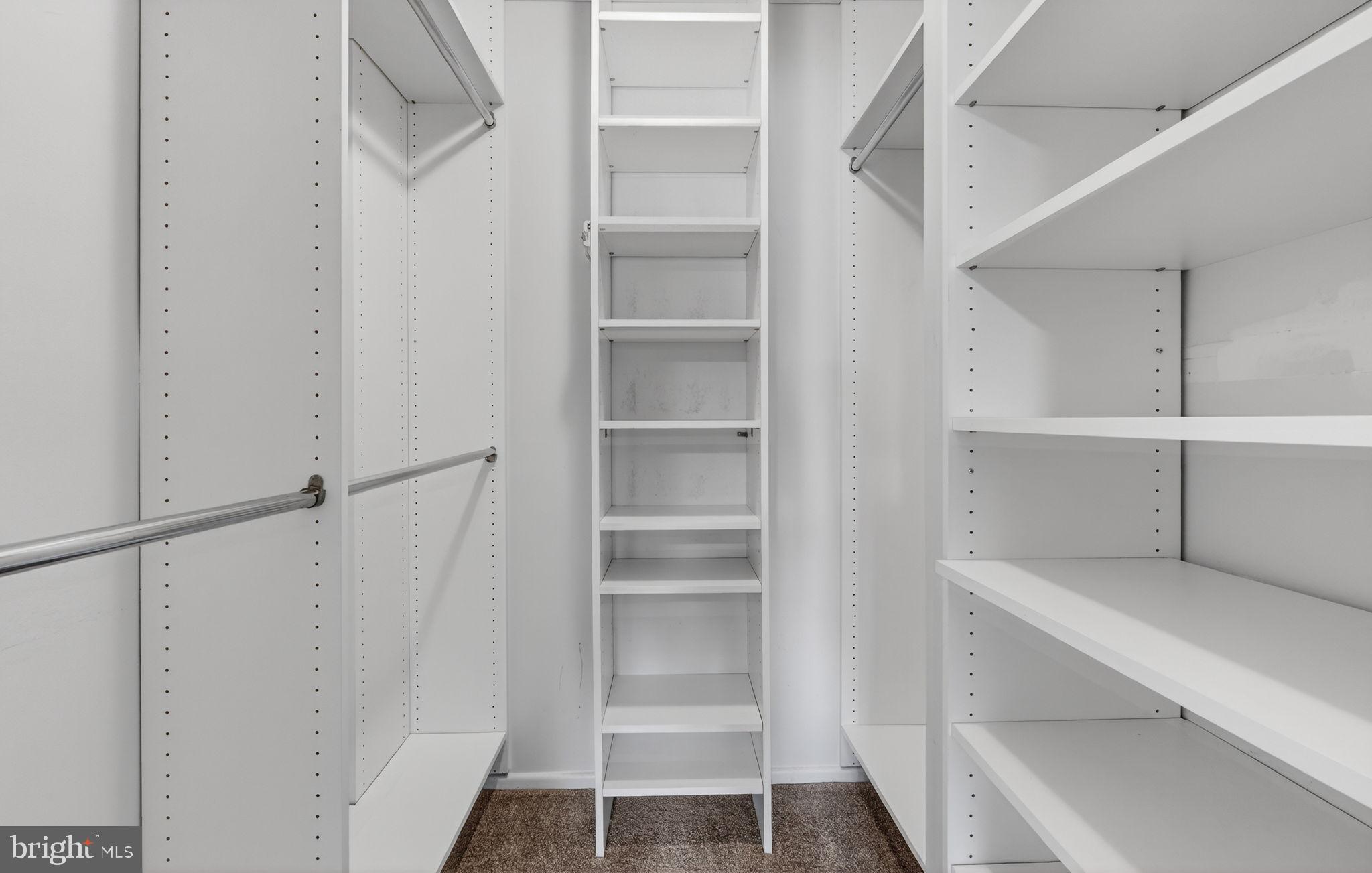 BOLLING BROOK - Residential