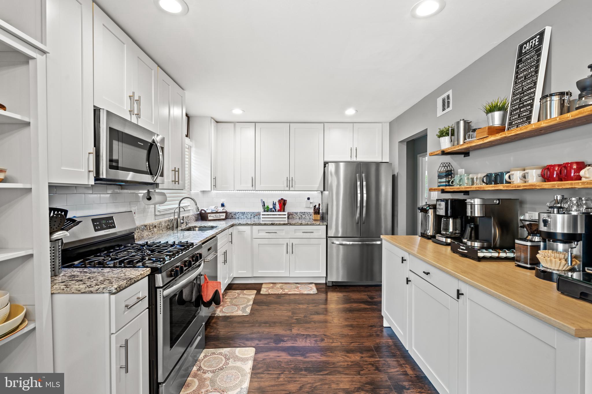 DALE CITY - Residential