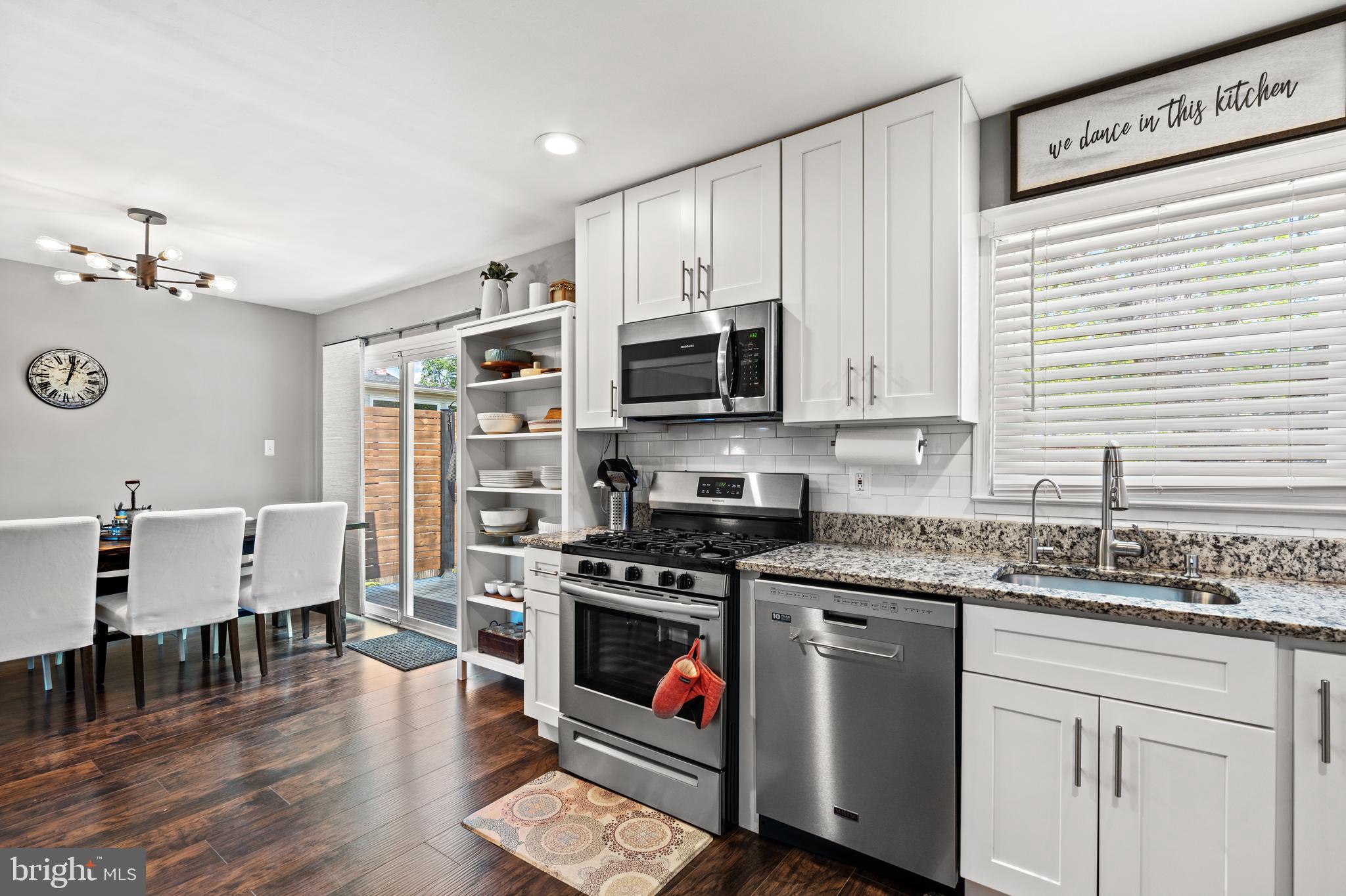 DALE CITY - Residential