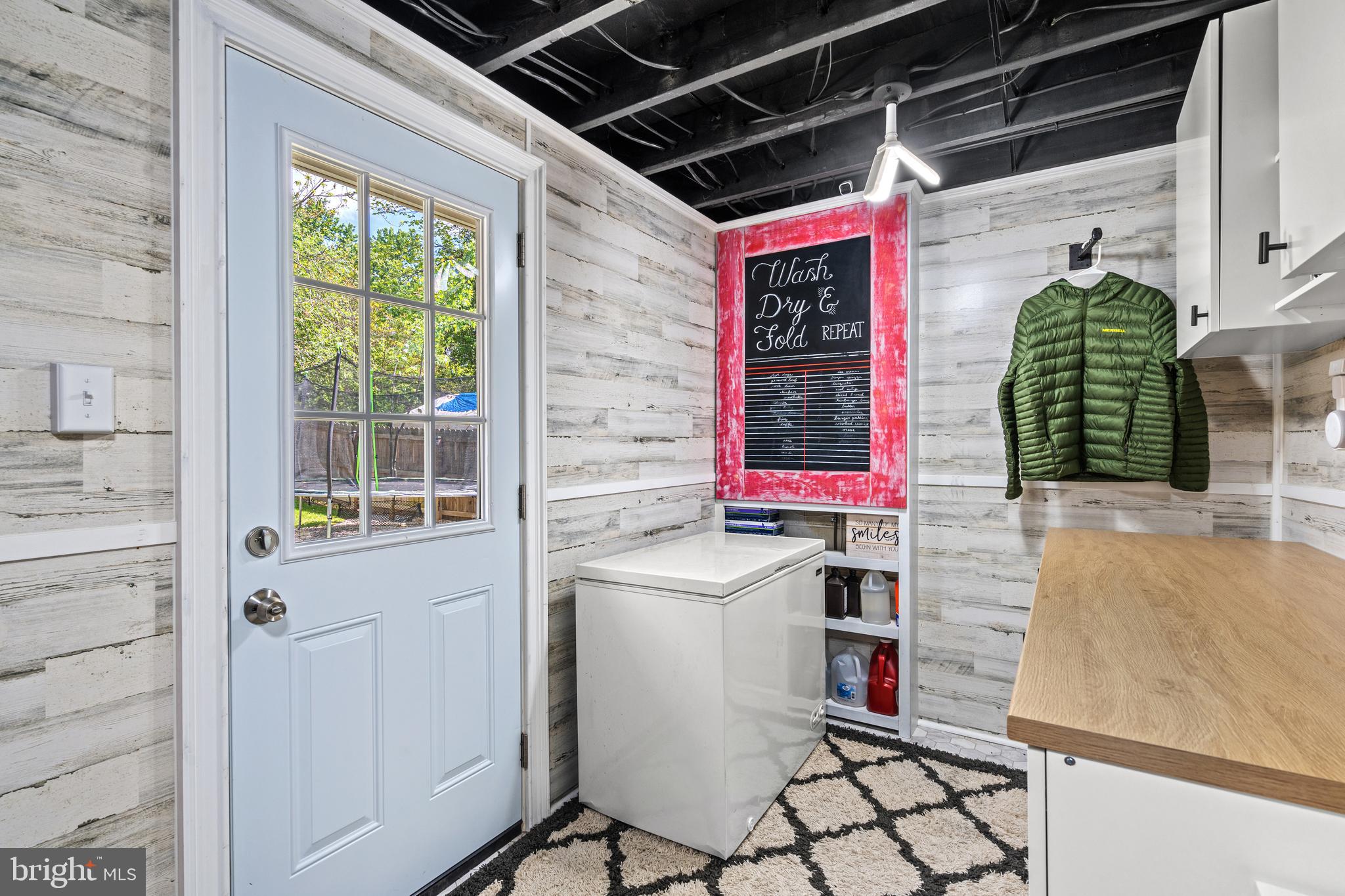 DALE CITY - Residential