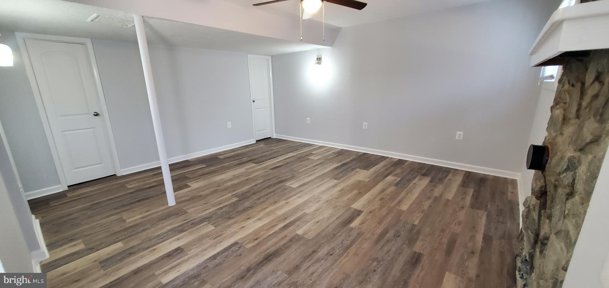 HIDDEN LAKE - Residential