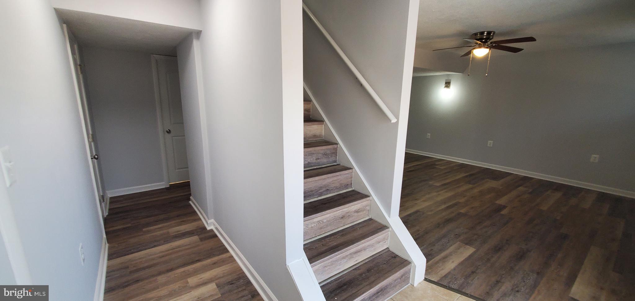 HIDDEN LAKE - Residential