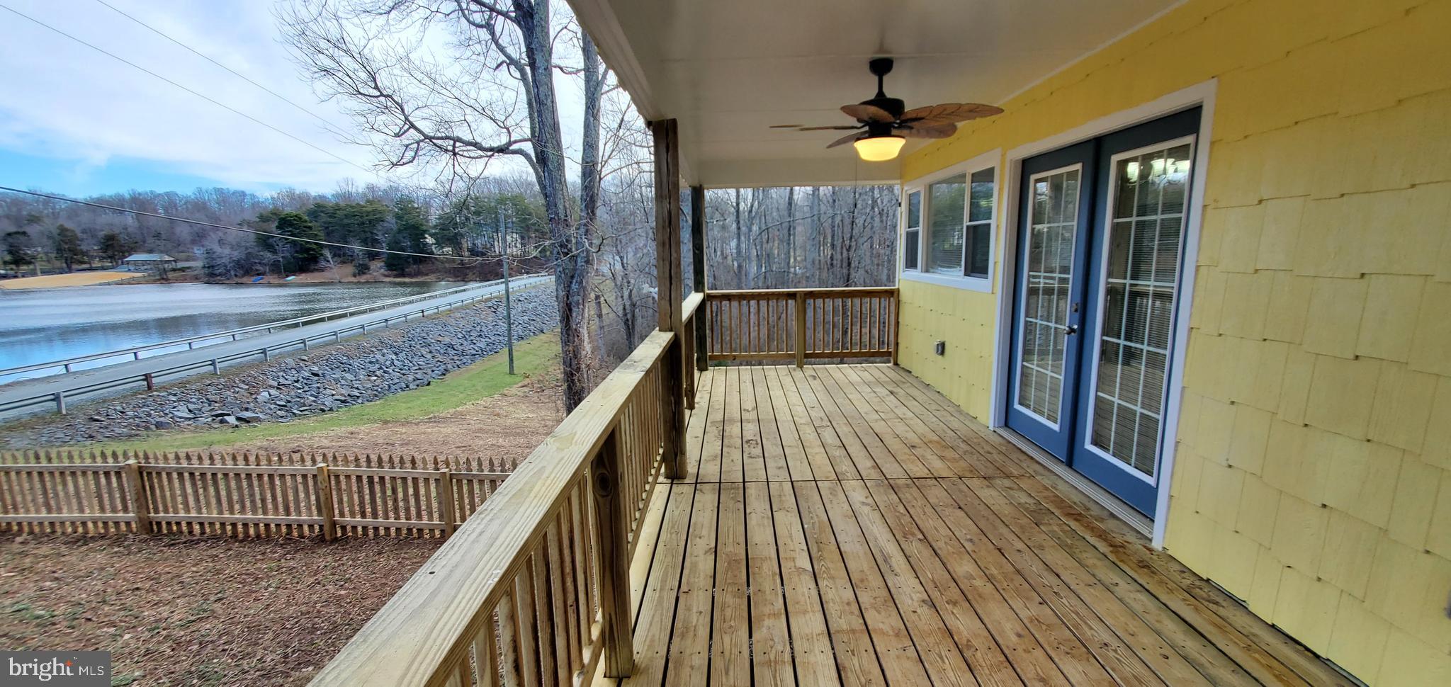 HIDDEN LAKE - Residential