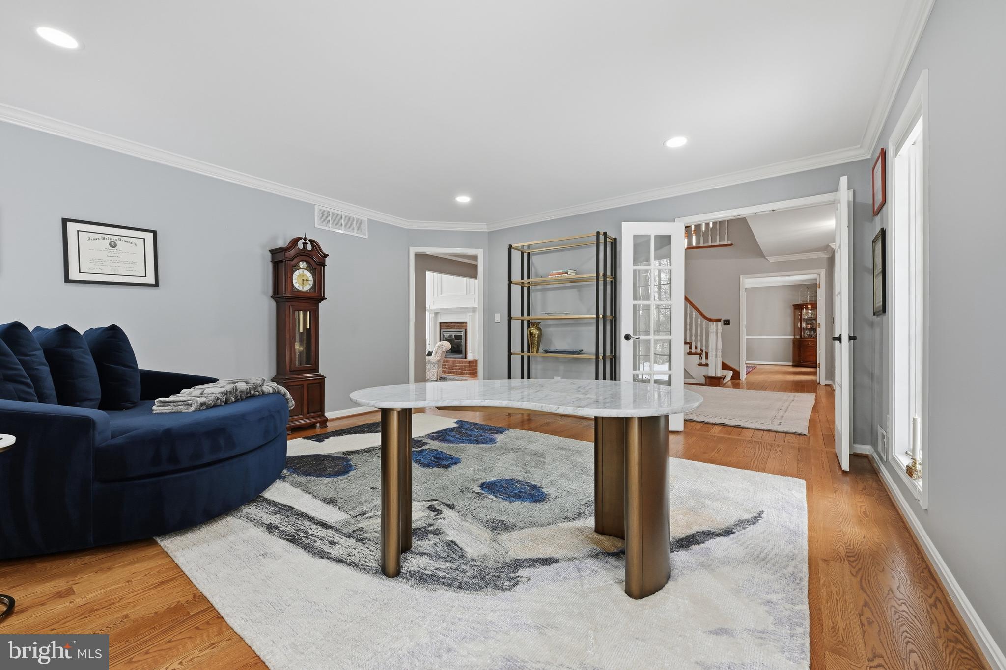 ROYALE GLEN - Residential