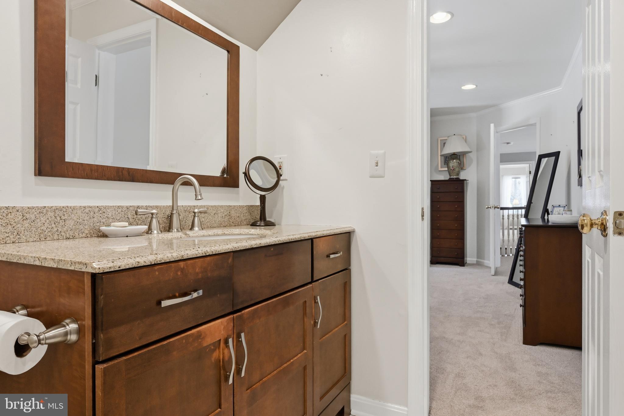 ROYALE GLEN - Residential