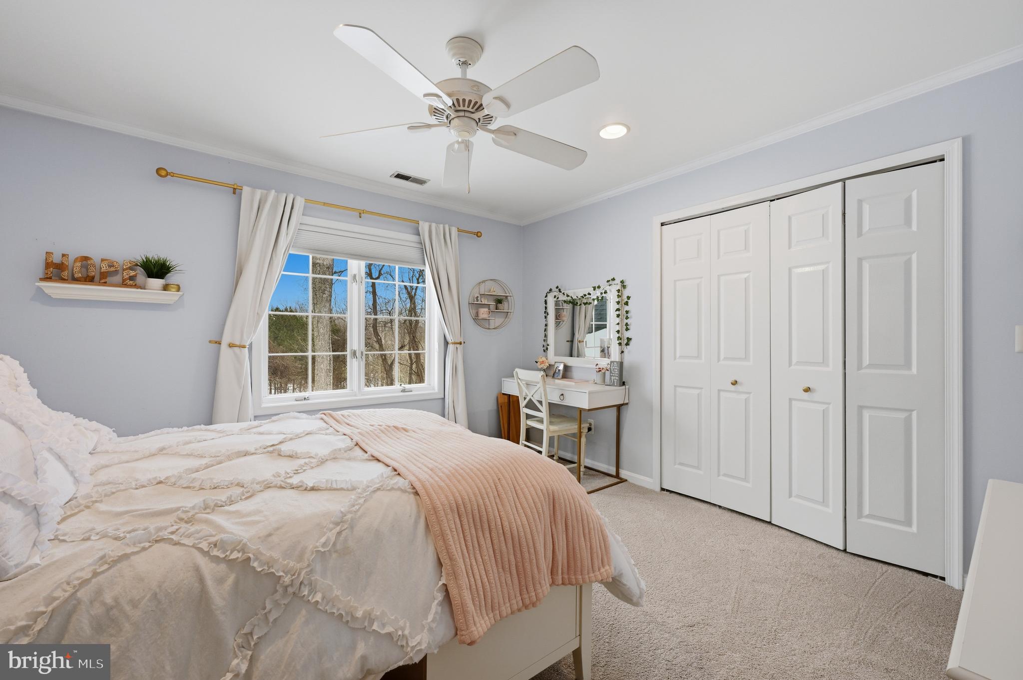 ROYALE GLEN - Residential