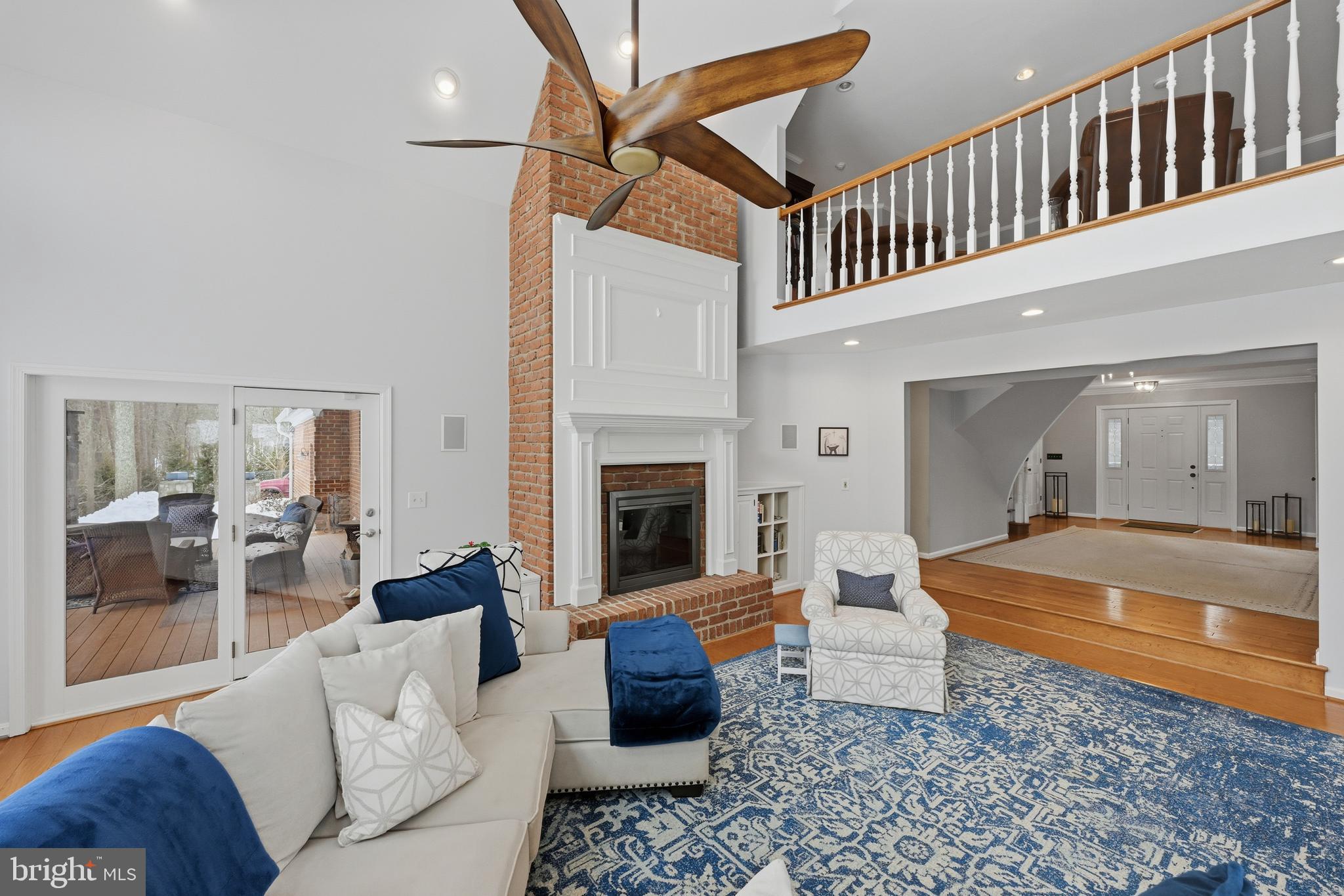 ROYALE GLEN - Residential