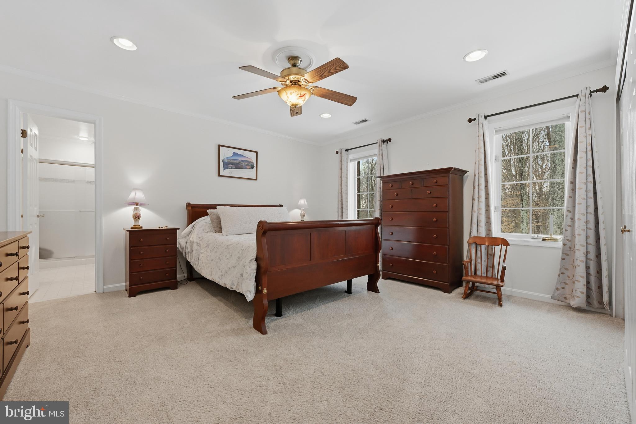 ROYALE GLEN - Residential