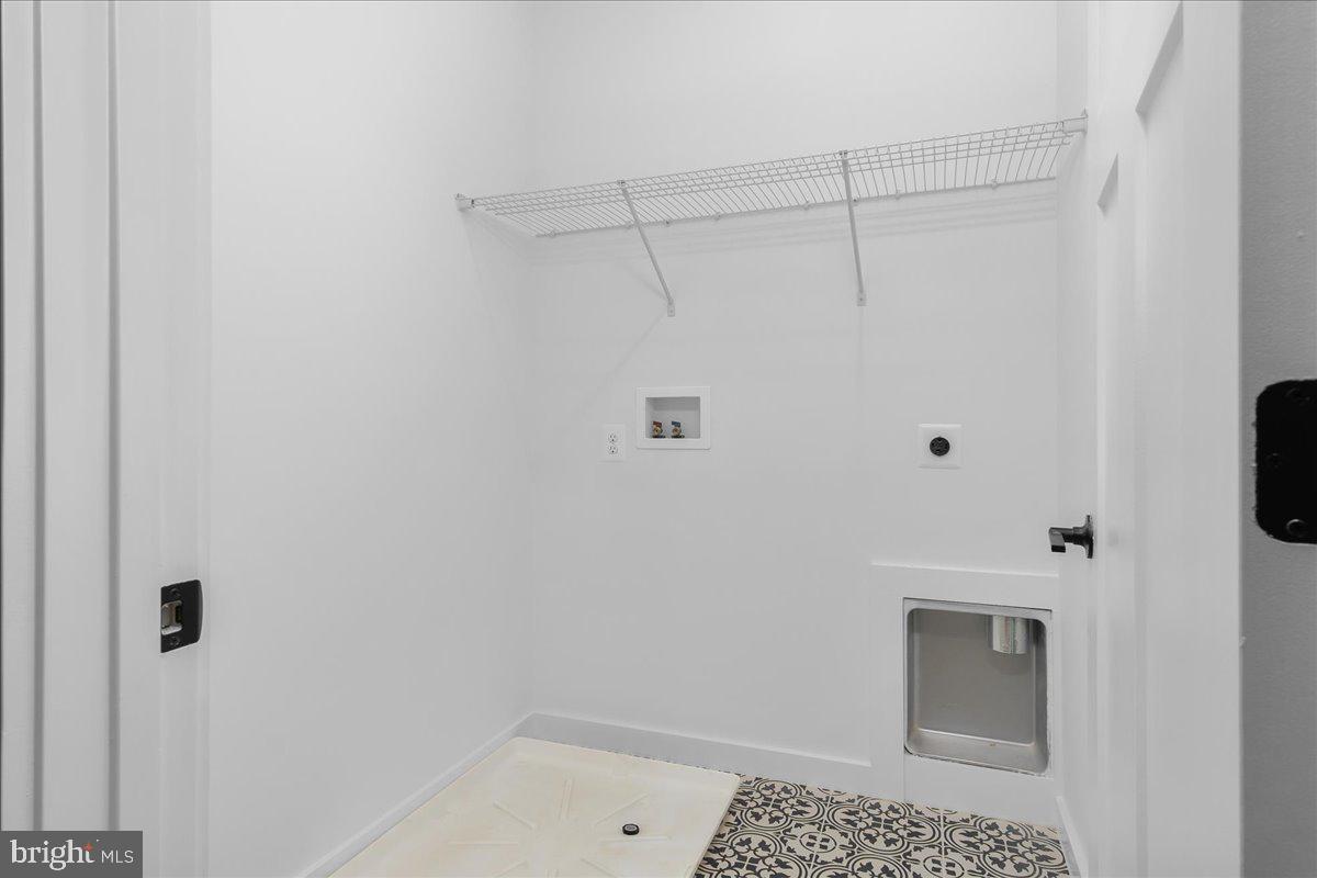 SHADY SIDE - Residential