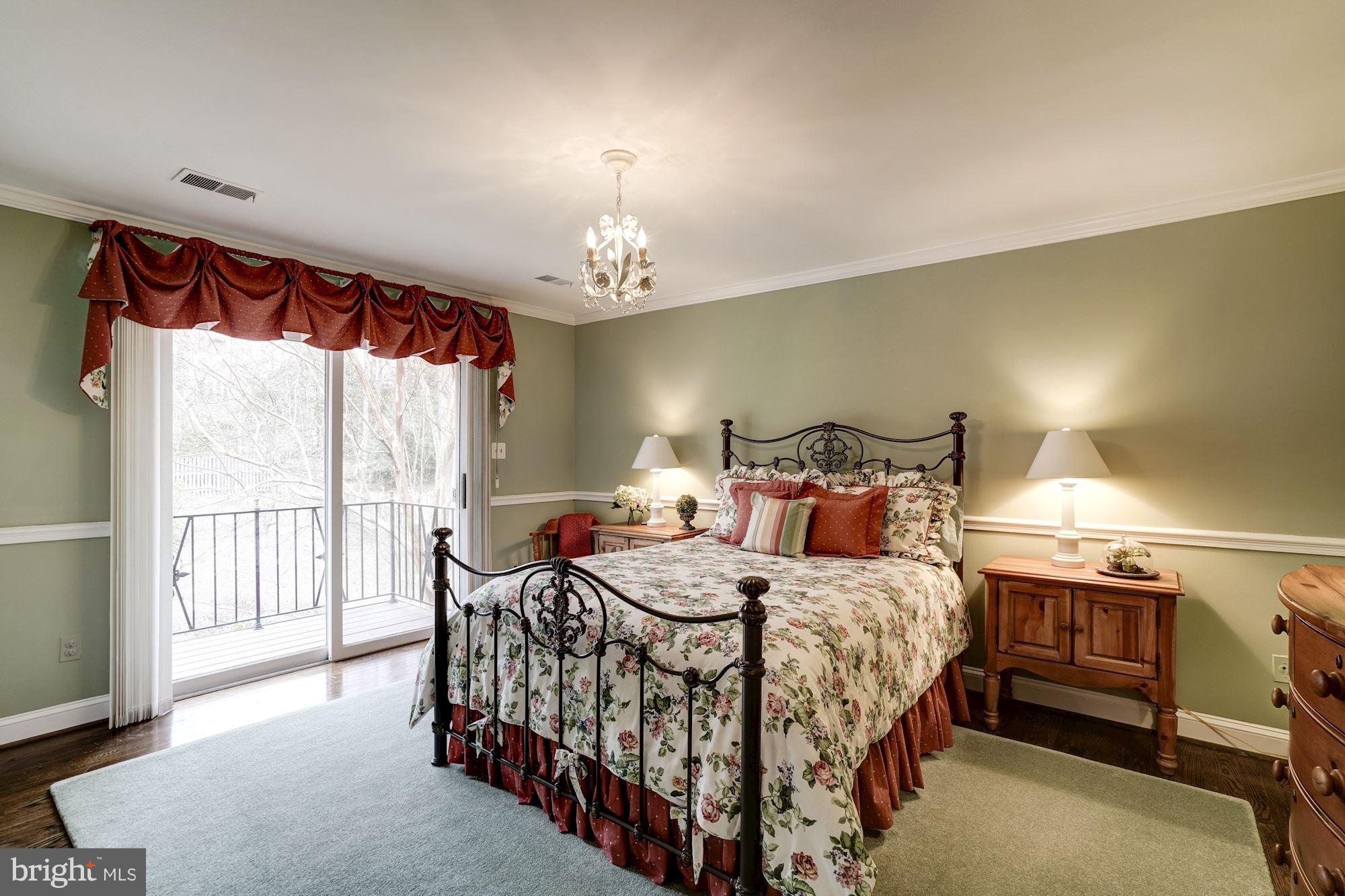 OLDE SWINKS MILL ESTATES - Residential