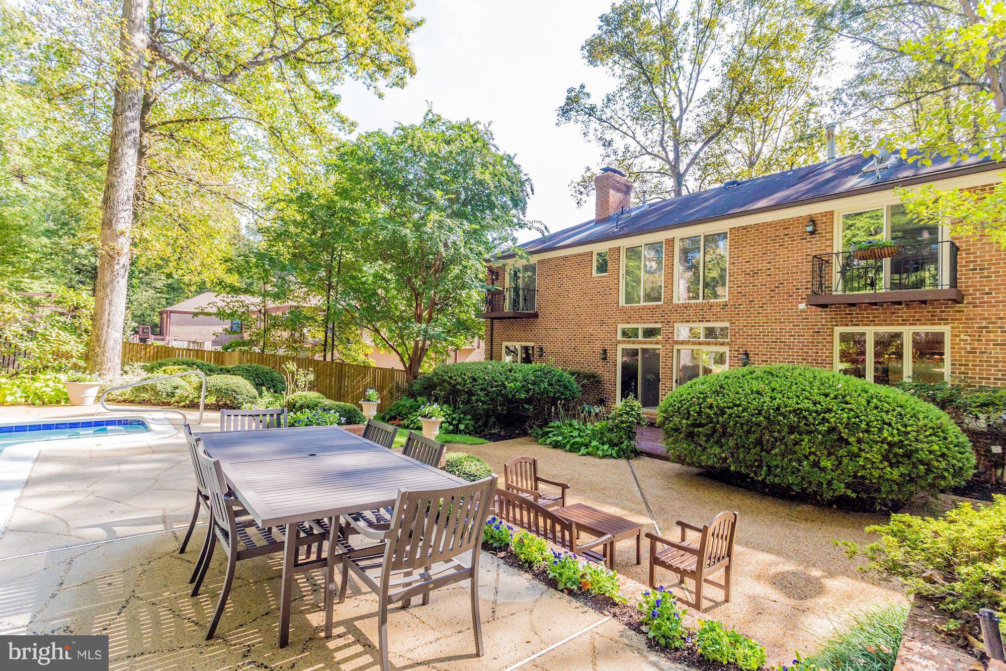 OLDE SWINKS MILL ESTATES - Residential