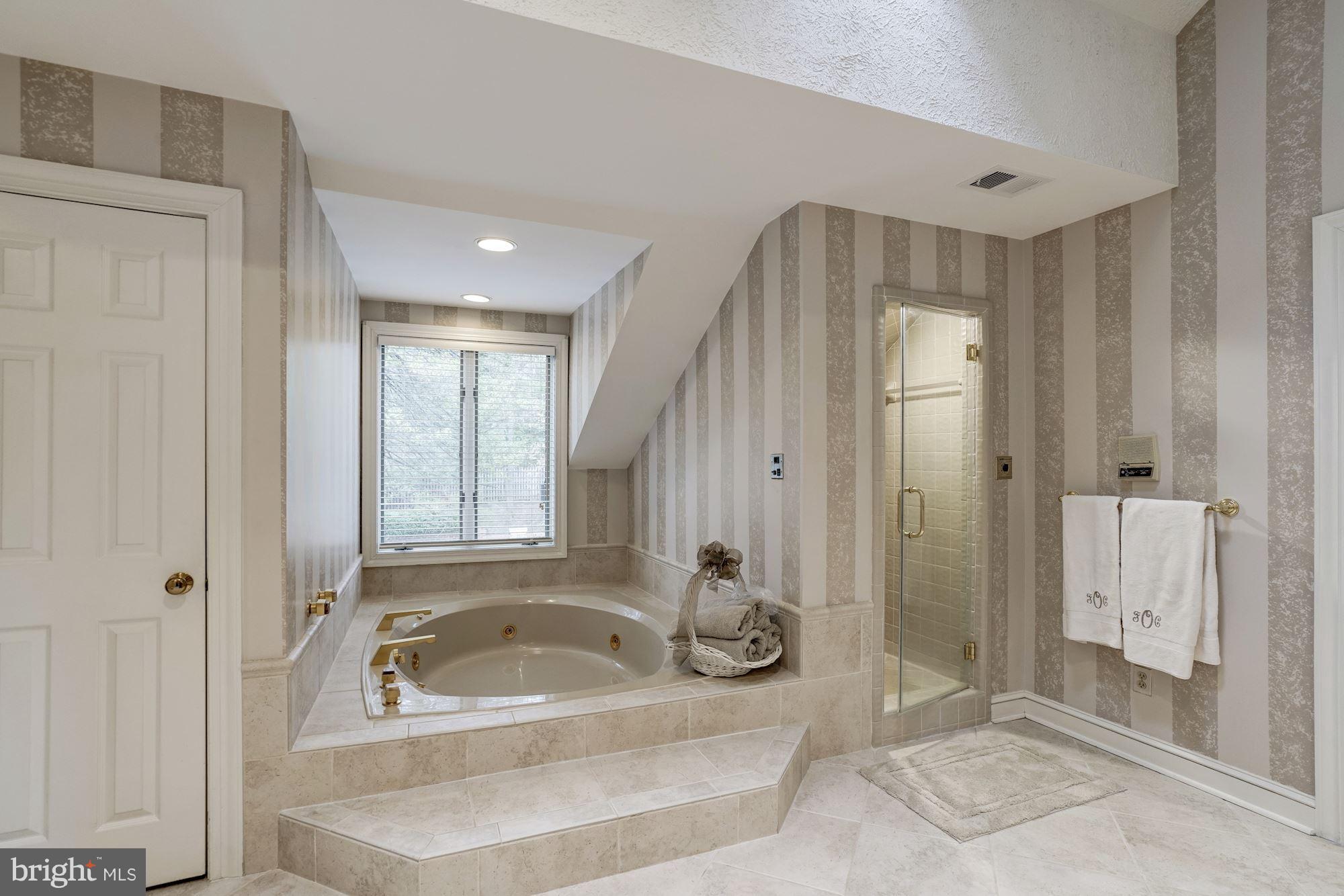 OLDE SWINKS MILL ESTATES - Residential