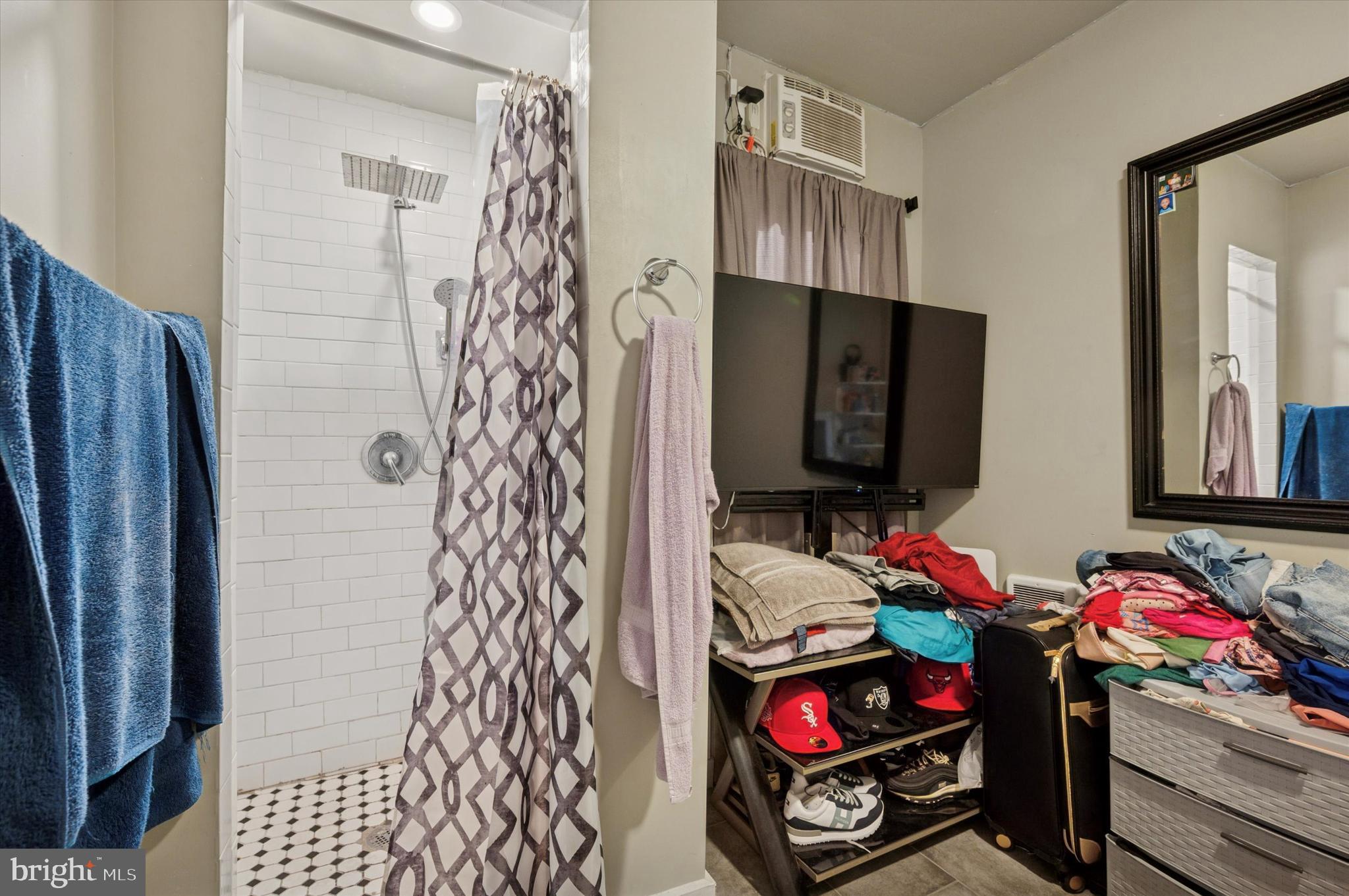 NICETOWN-TIOGA - Residential Income