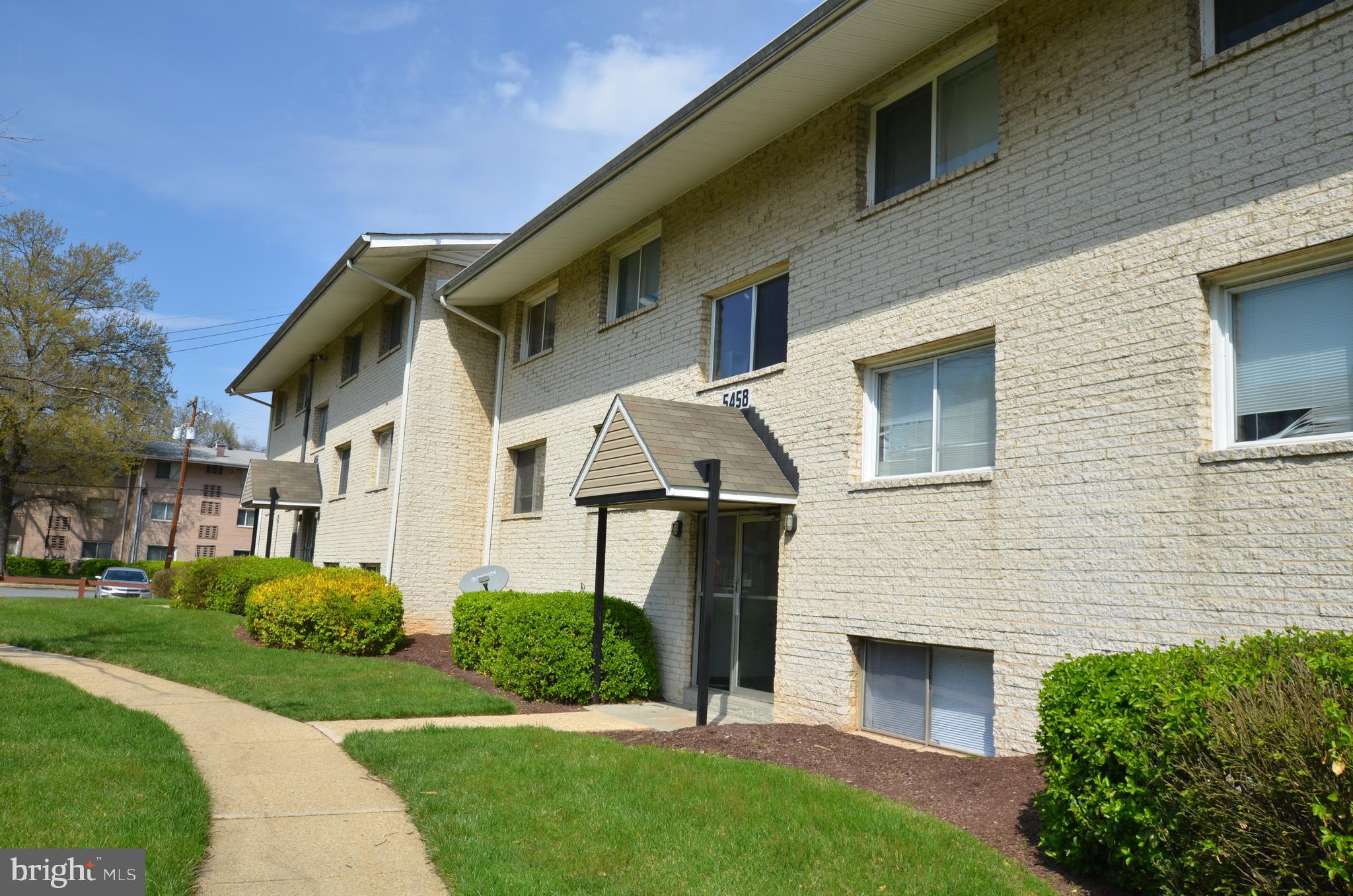 CARROLLAN GARDENS - Residential