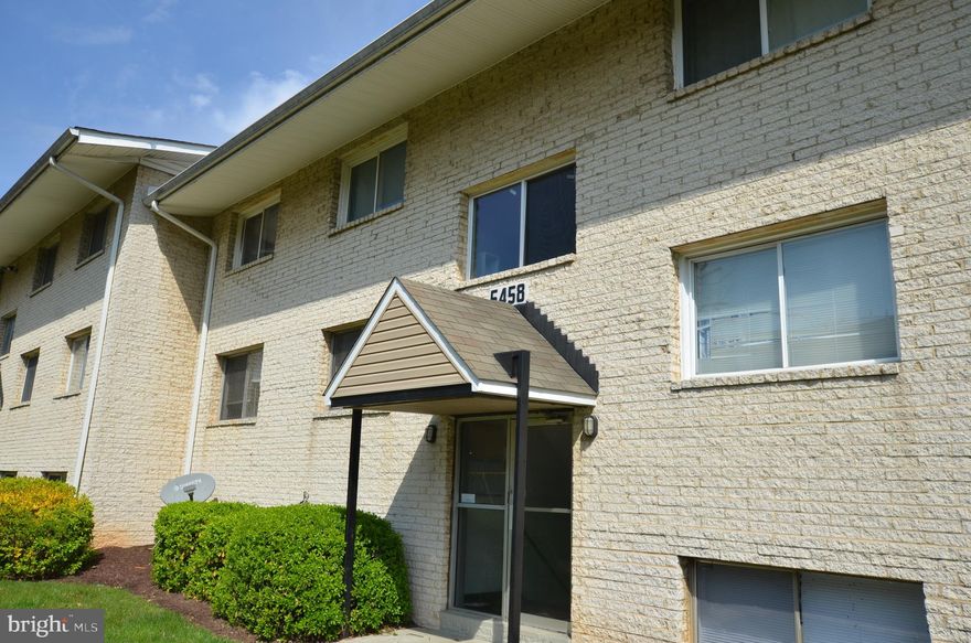 Spacious 2-bedroom, 1 full bathroom condo unit located on middle floor of a 3-floor condo building. Kitchen has new dishwasher, new gas stove, quartz countertops. Whole Condo has new paint, new carpet. This condo is walking distance to New Carrollton Metro, Marc train and Amtrak. Bus stop is few steps away in front of the parking lot. Very close to shopping and restaurants. Very close to I- 495/I-95. Water and hot water is included in the Condo fee.