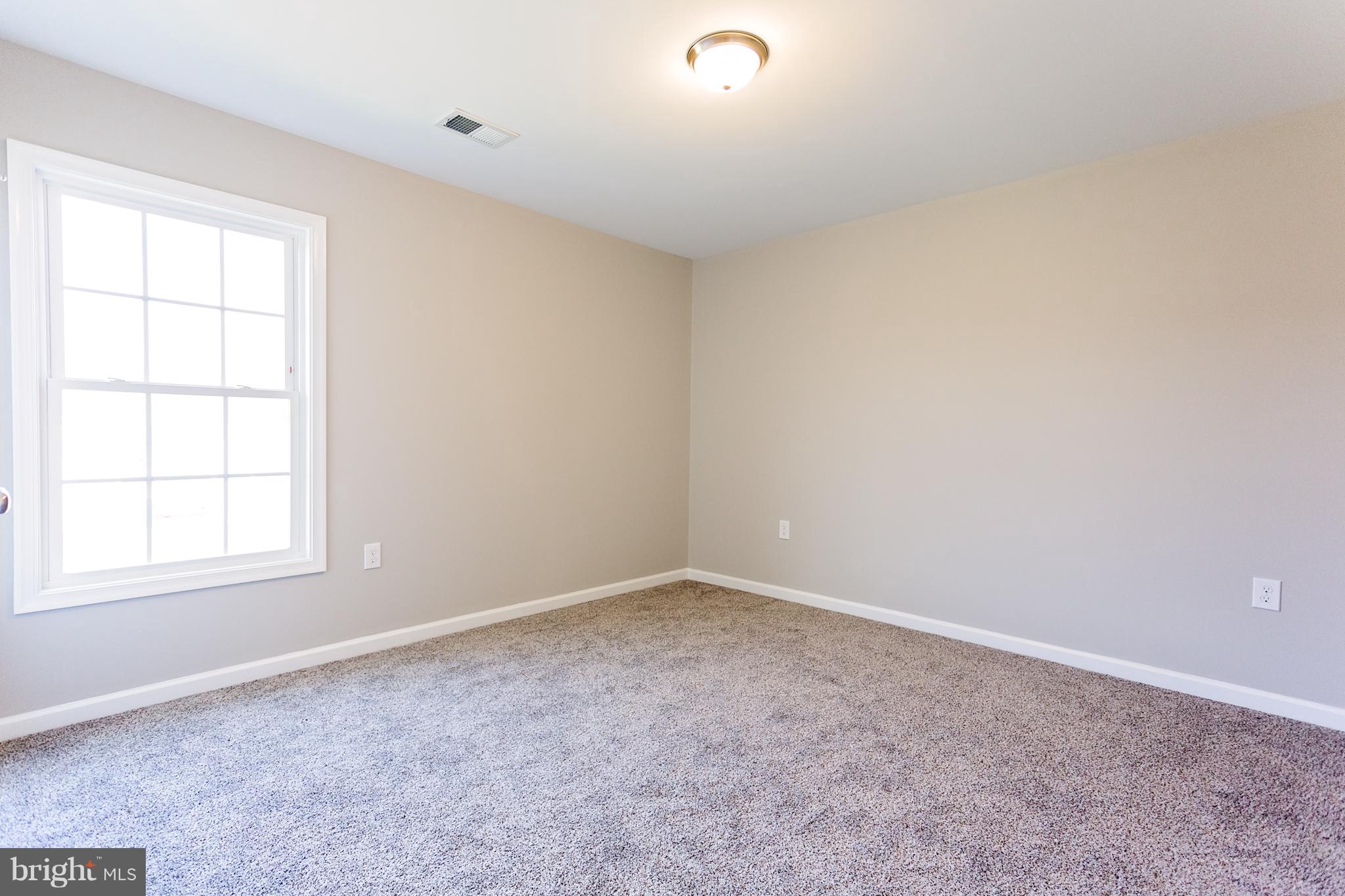 RED HILL - Residential