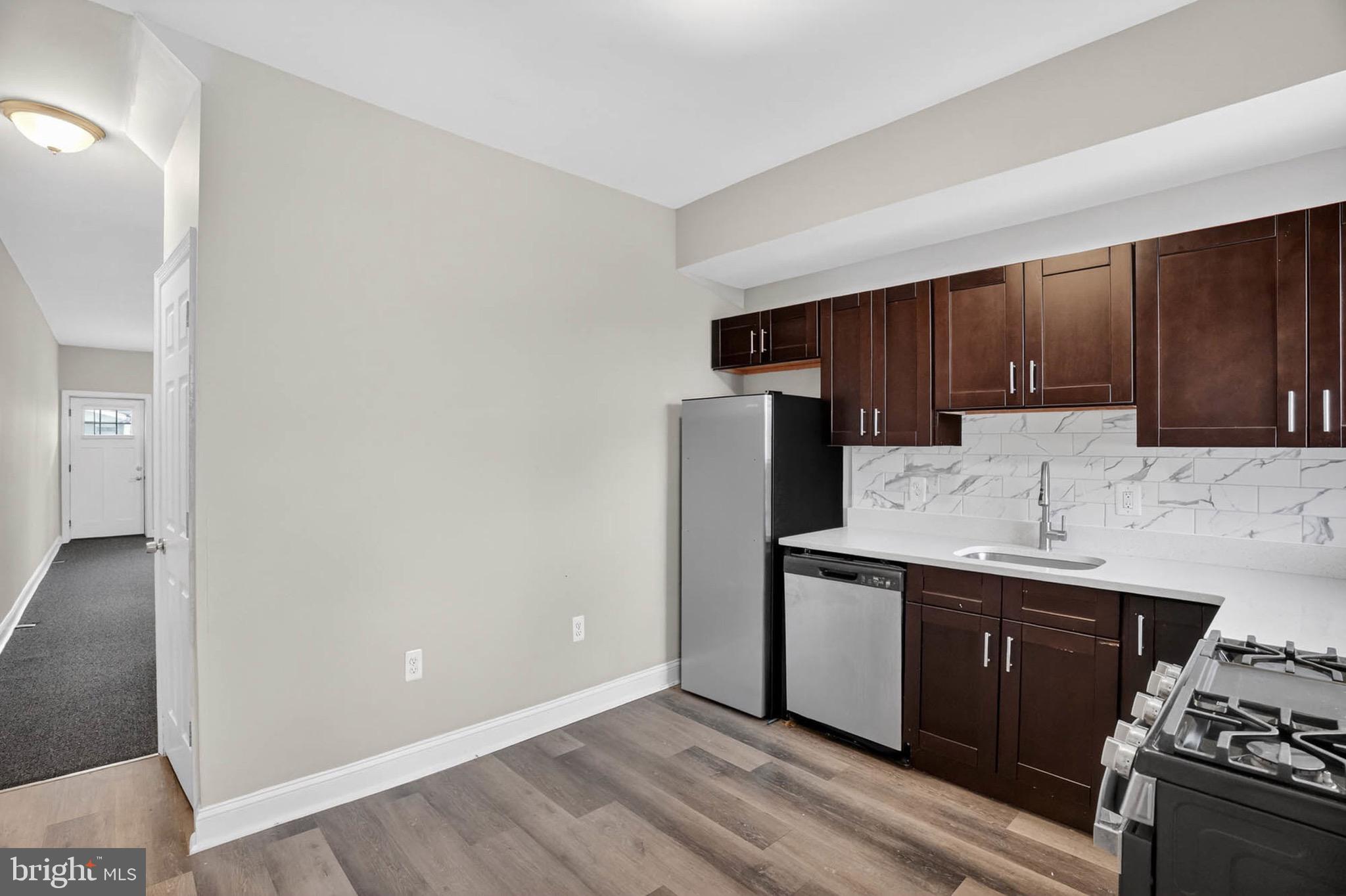 FRANKLINTOWN ROAD - Residential Lease