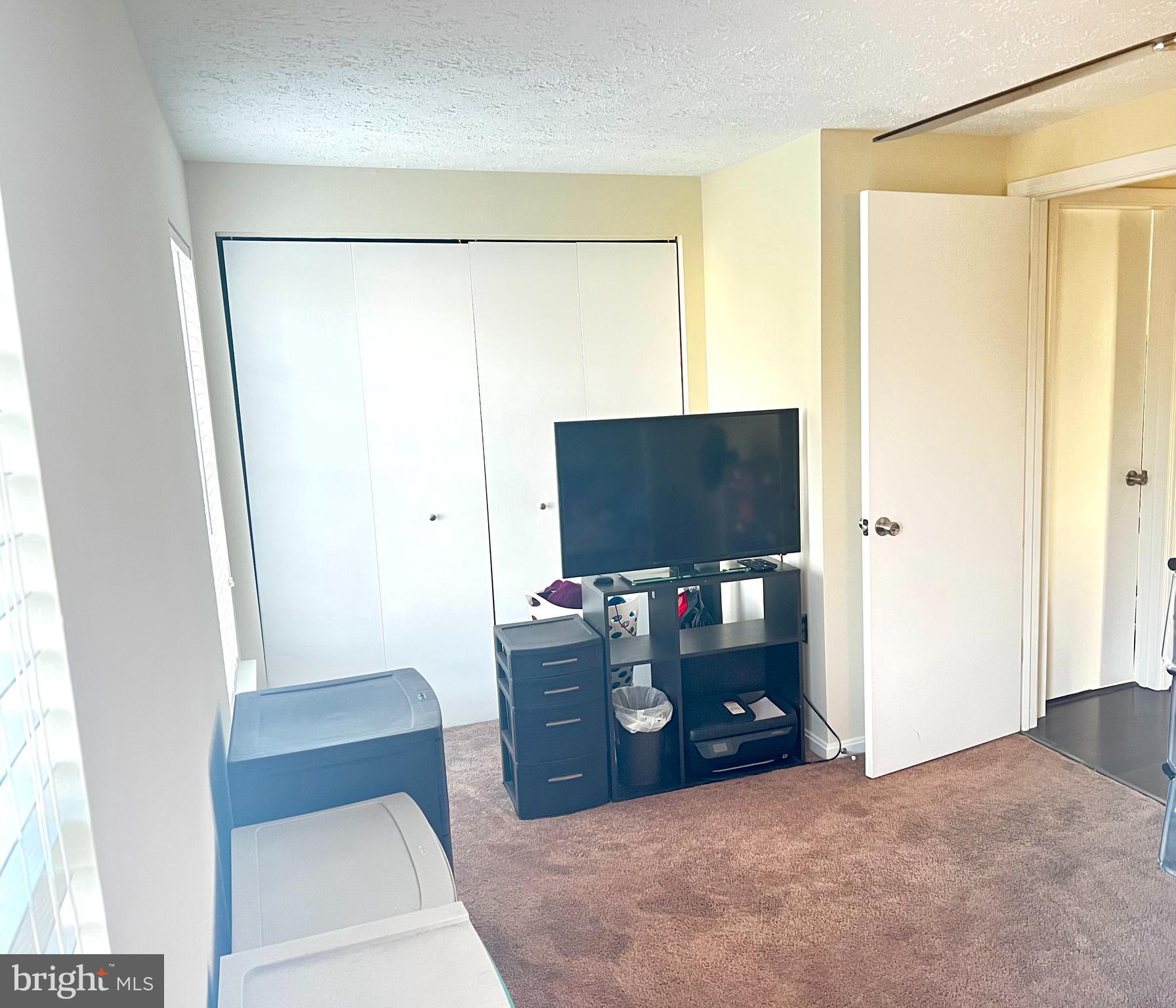 TANGLEWOOD TOWNHOMES SUB - Residential