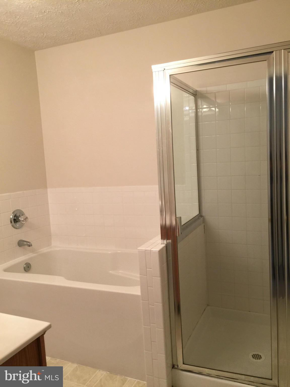 ASBURY WOODS - Residential