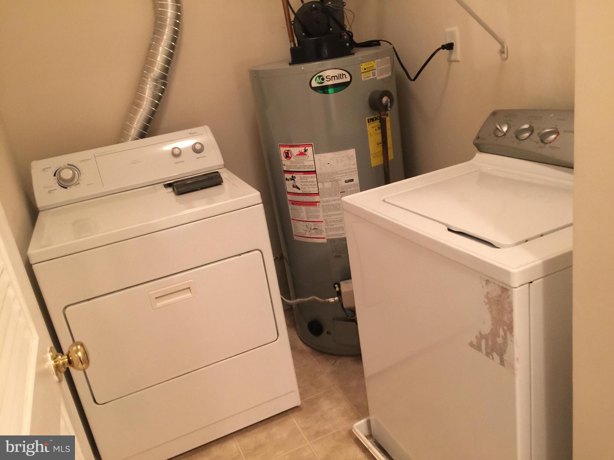 ASBURY WOODS - Residential