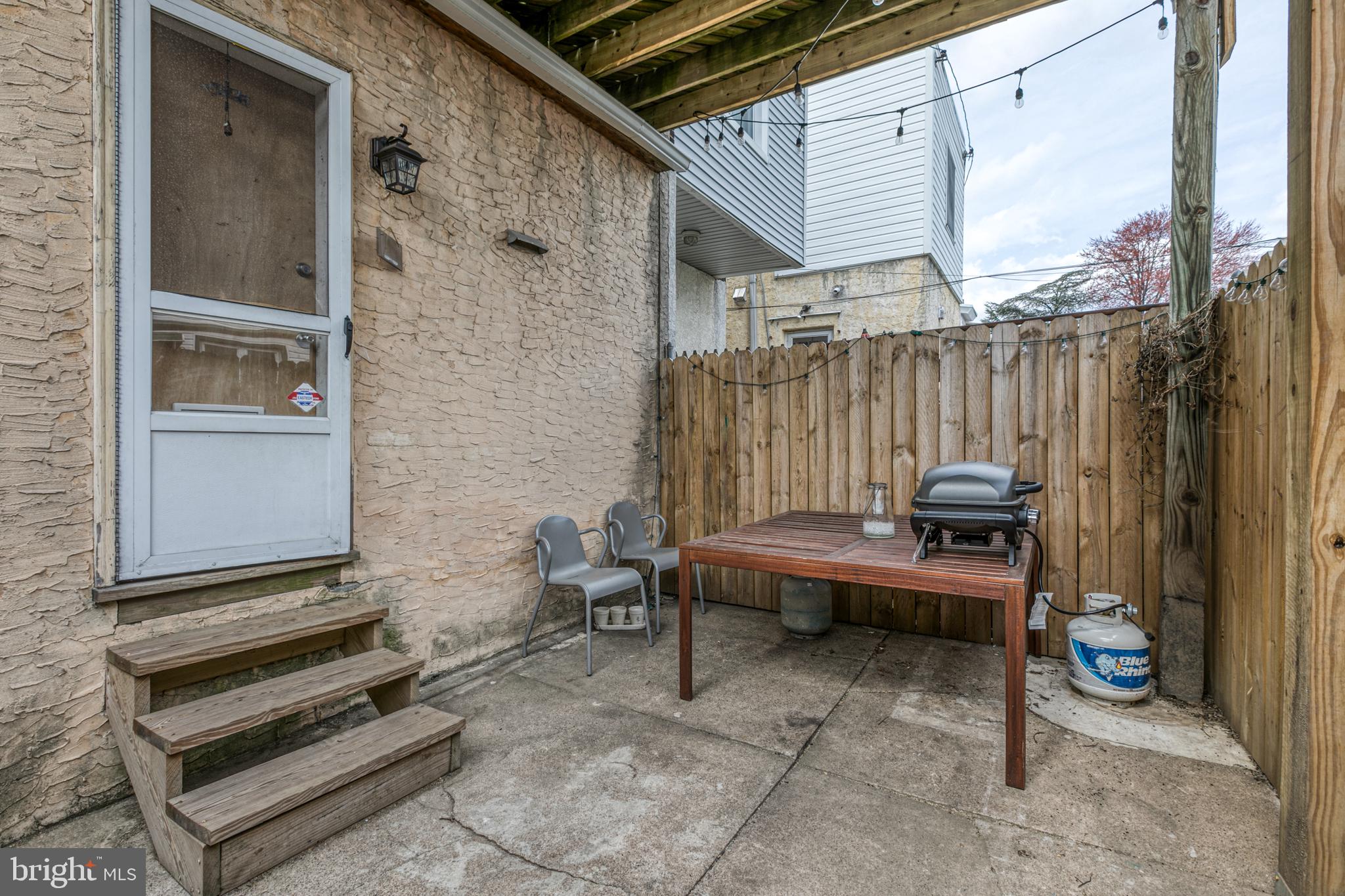 FAIRMOUNT - Residential