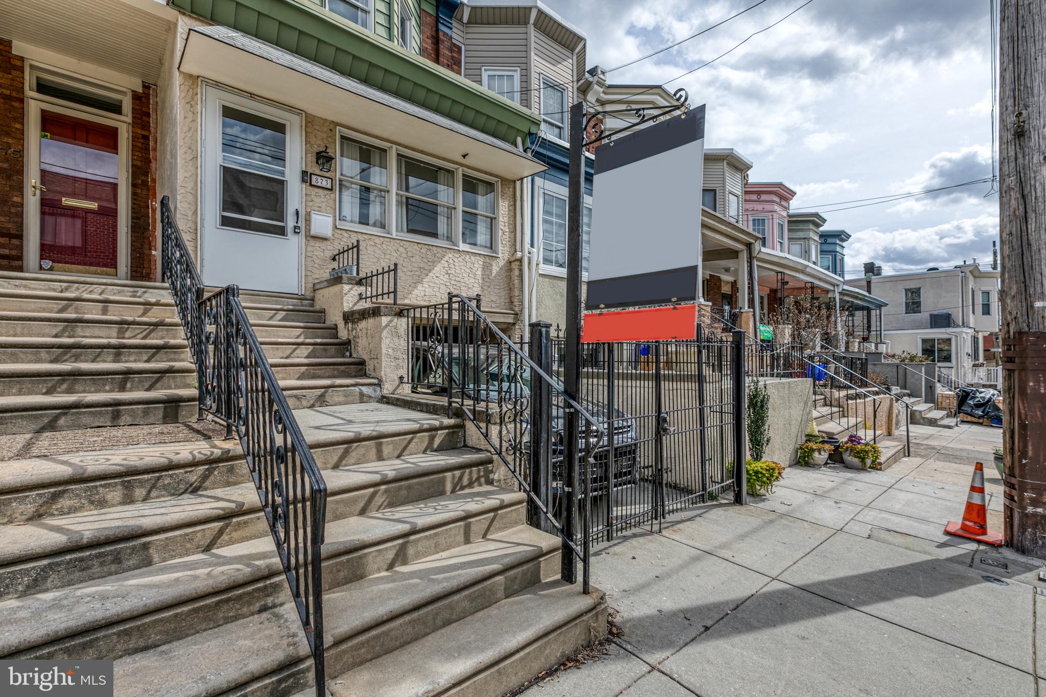 FAIRMOUNT - Residential