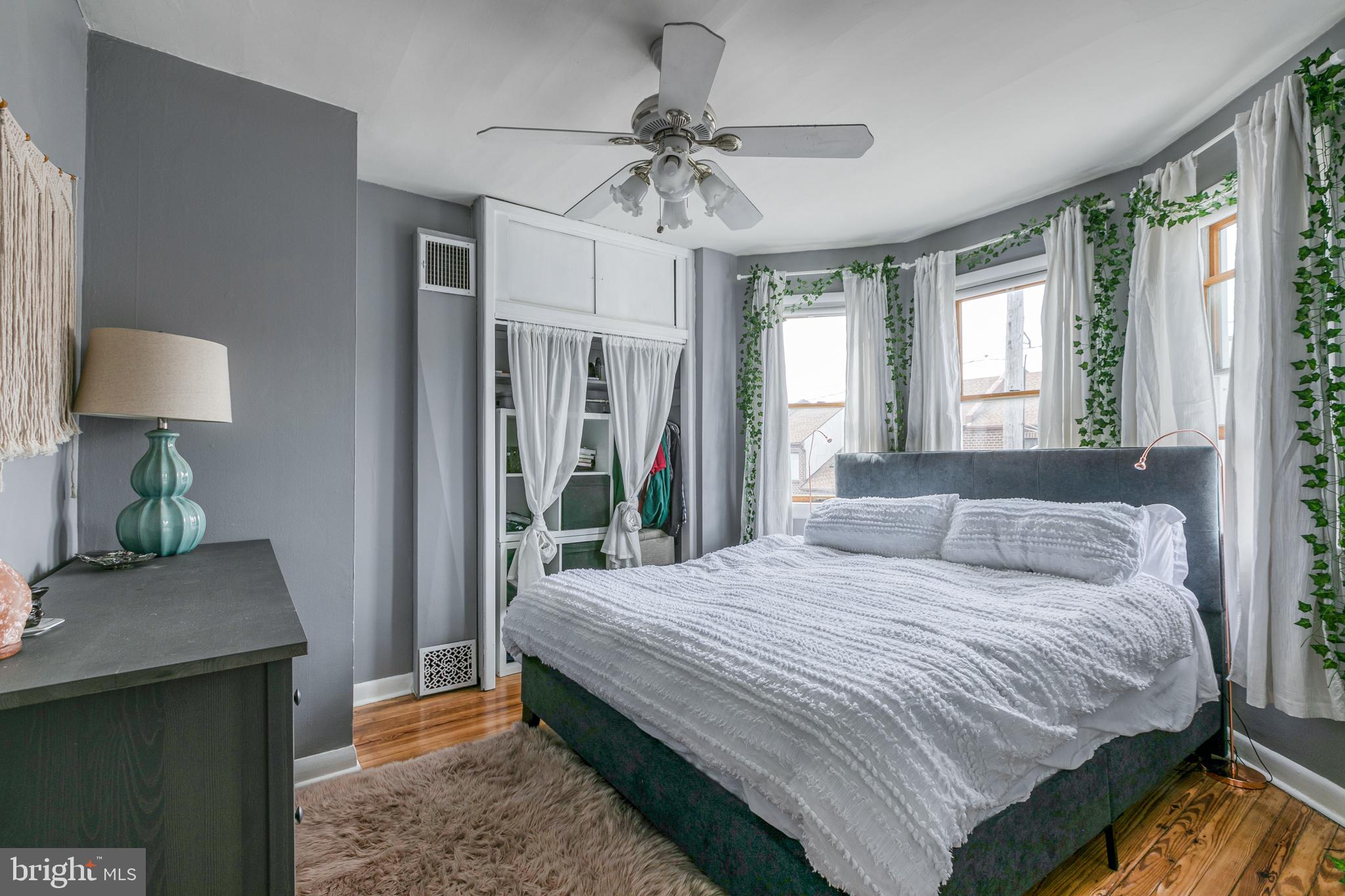 FAIRMOUNT - Residential