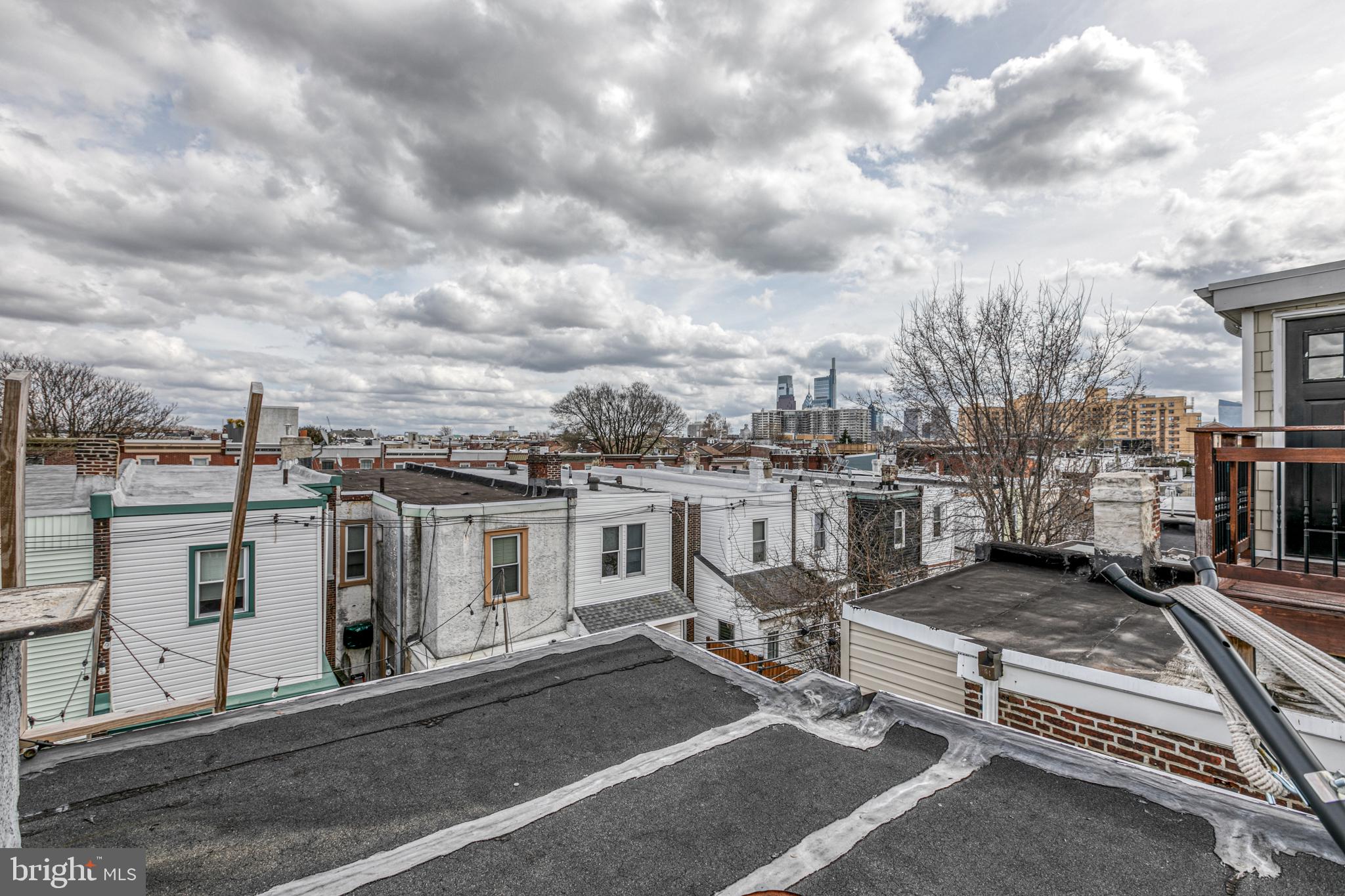 FAIRMOUNT - Residential