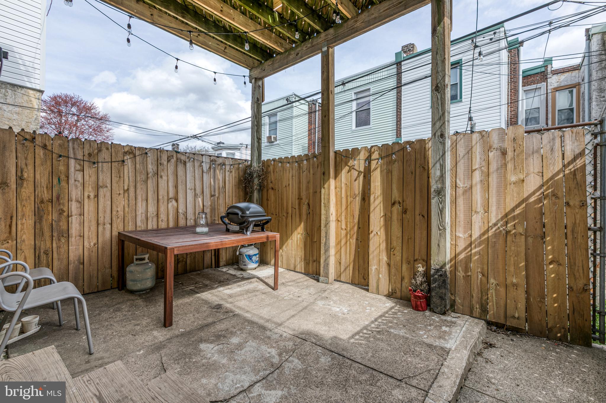 FAIRMOUNT - Residential