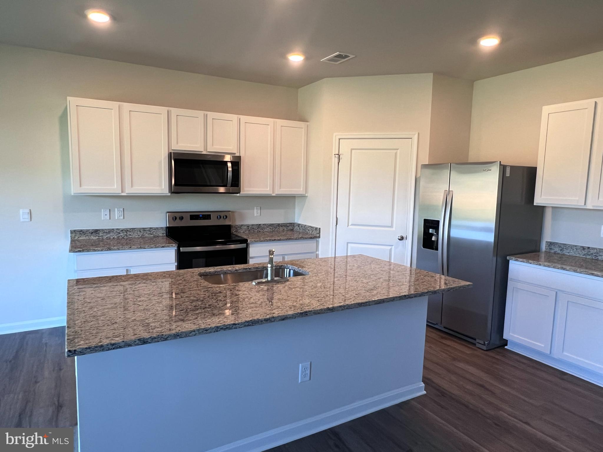 MAGNOLIA SPRINGS - Residential