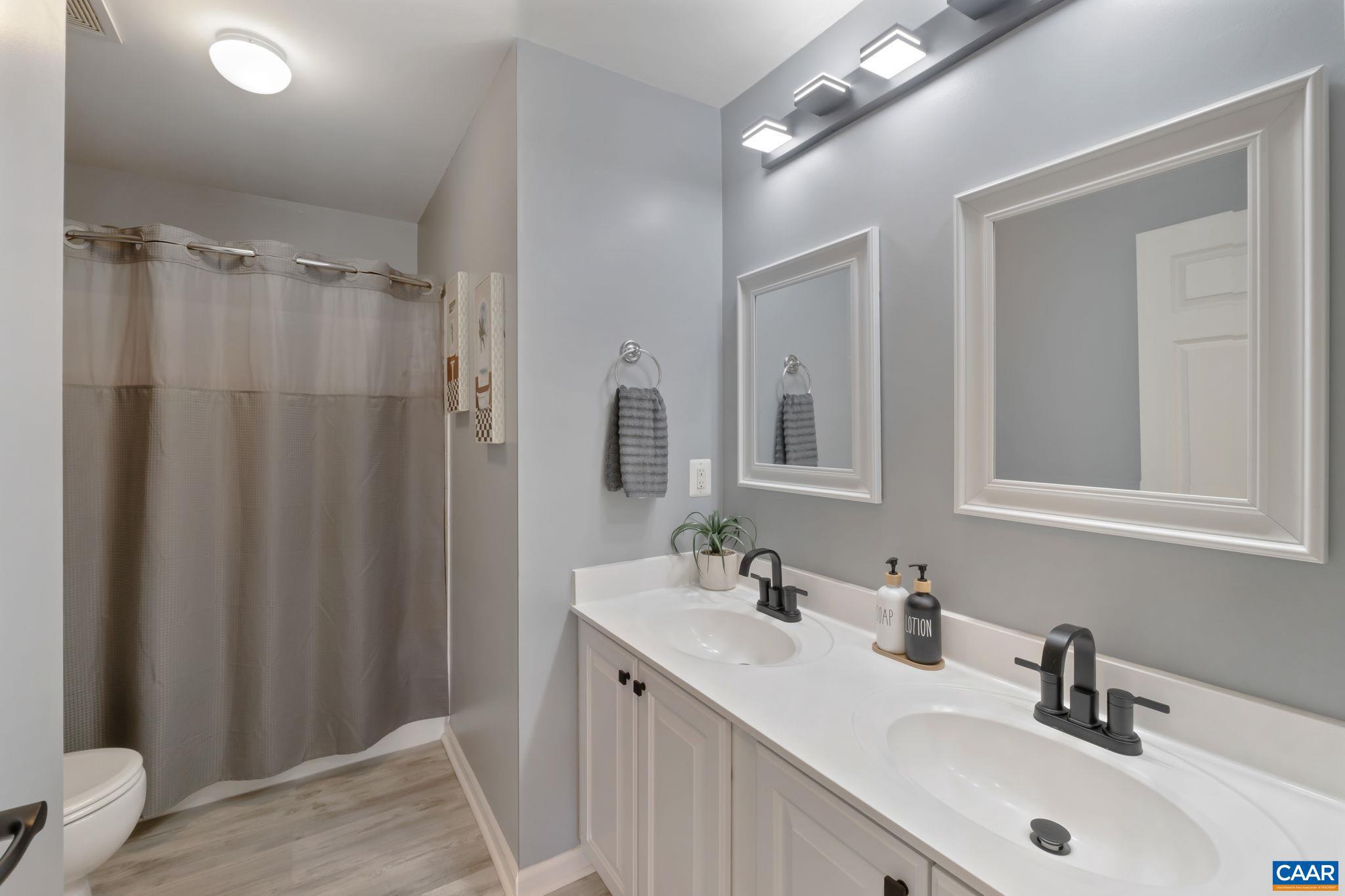 GORDONSVILLE GATES - Residential