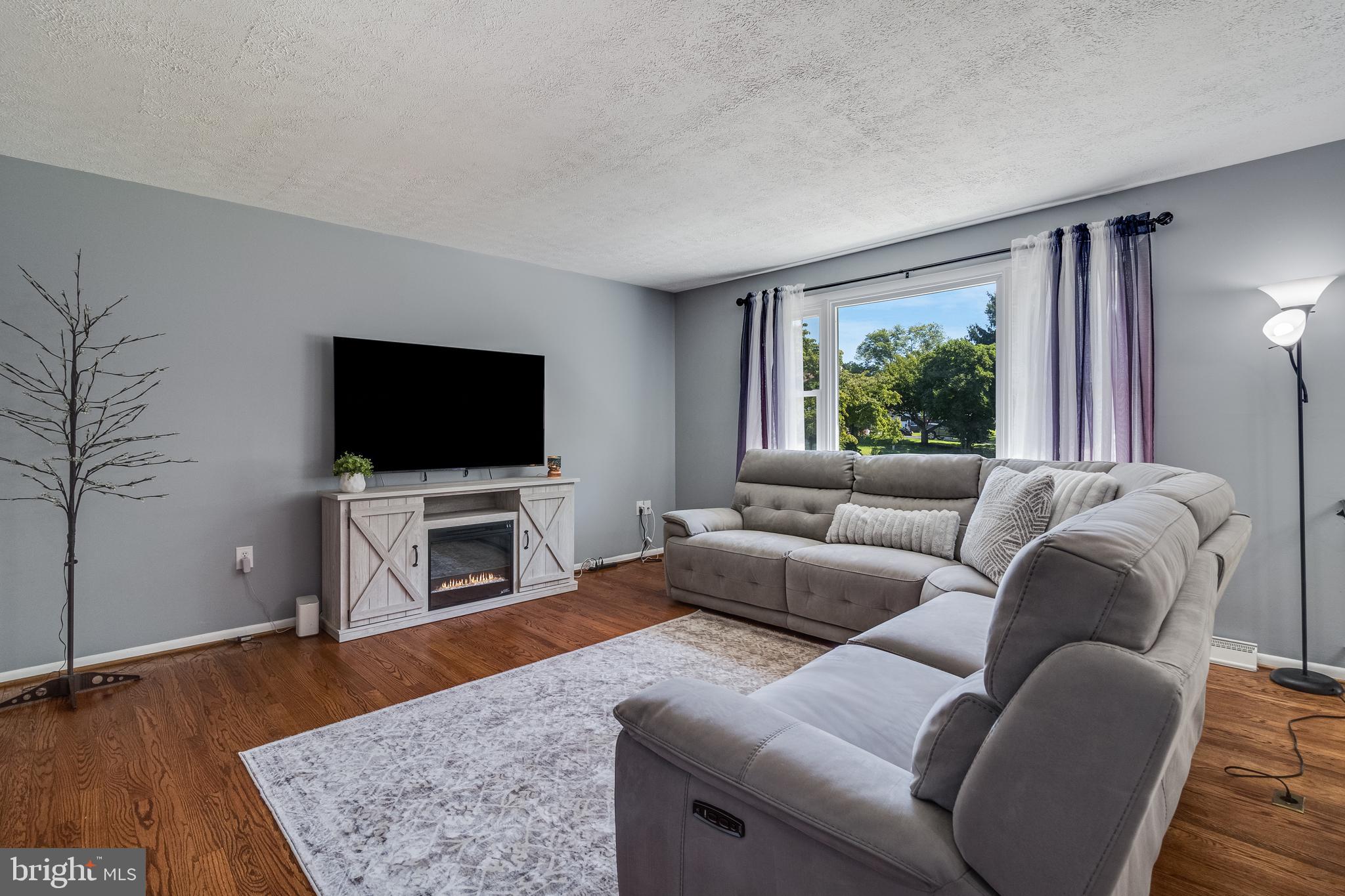 37636 HANDEL DRIVE