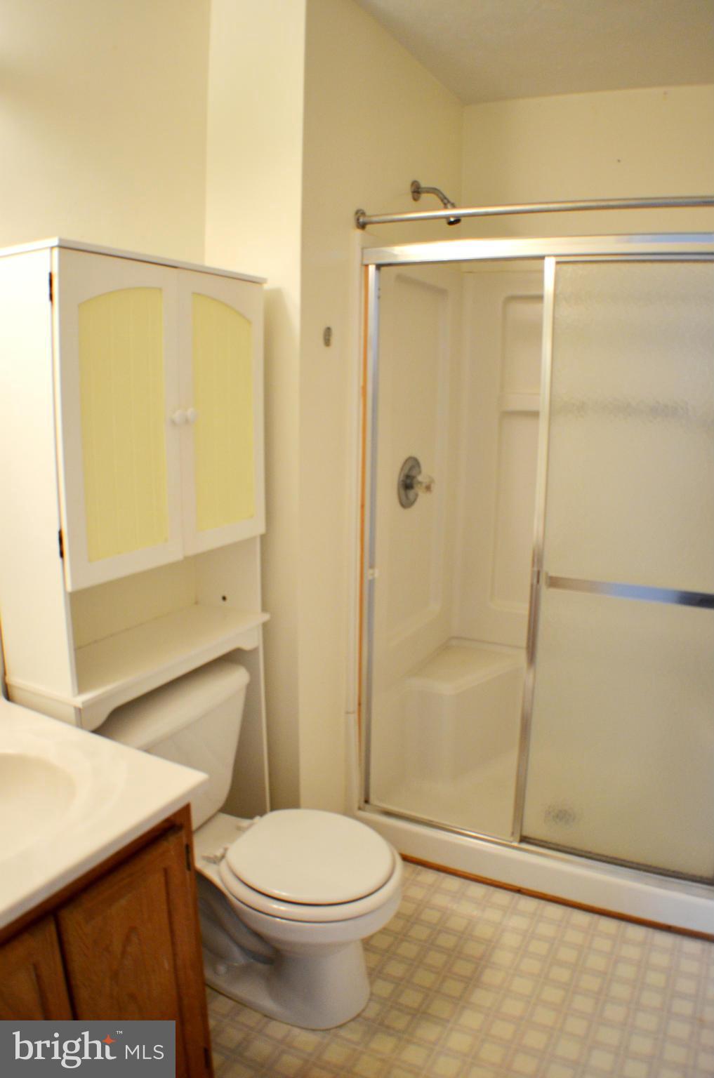 LAUREL GLEN - Residential