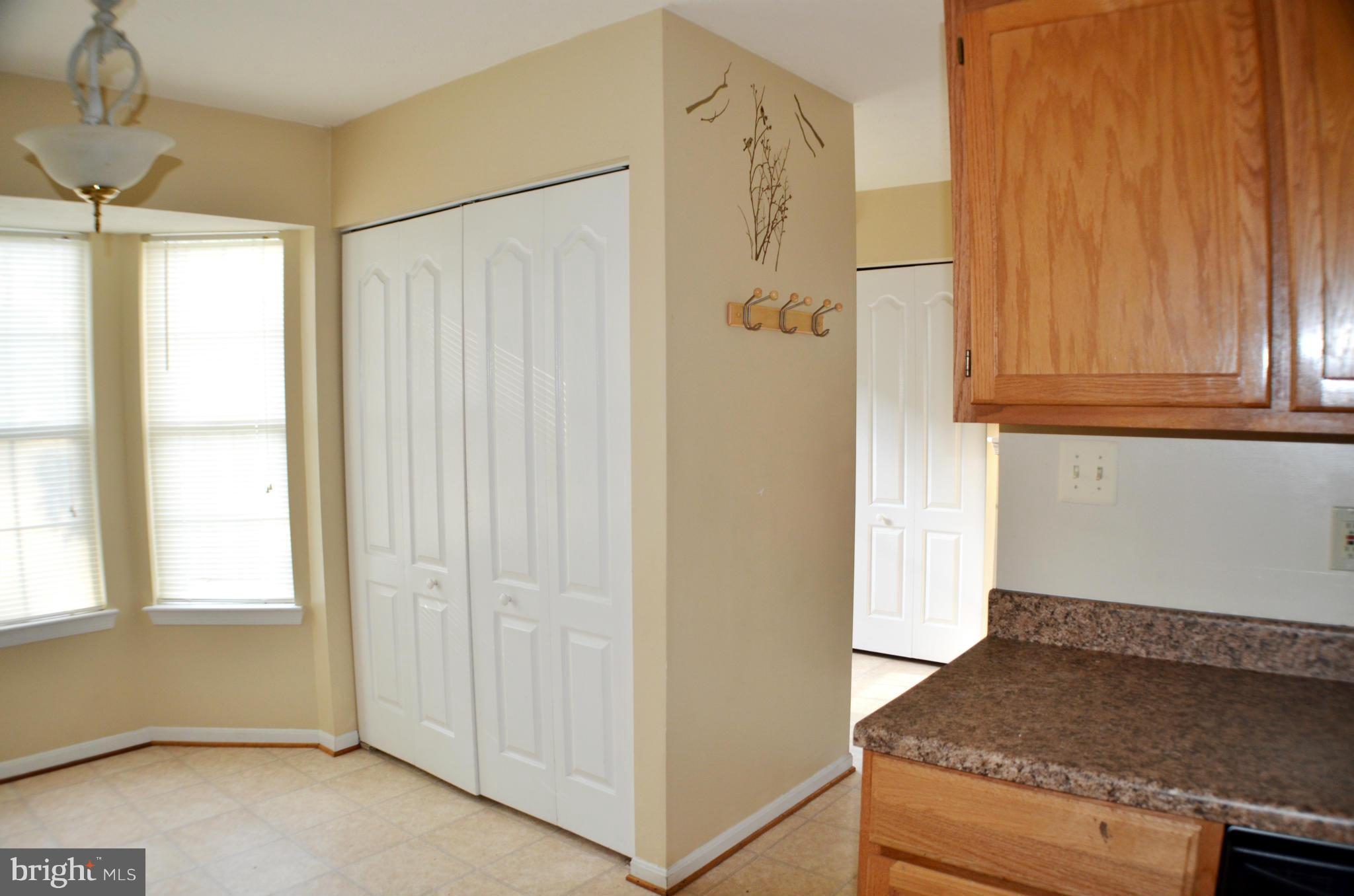 LAUREL GLEN - Residential