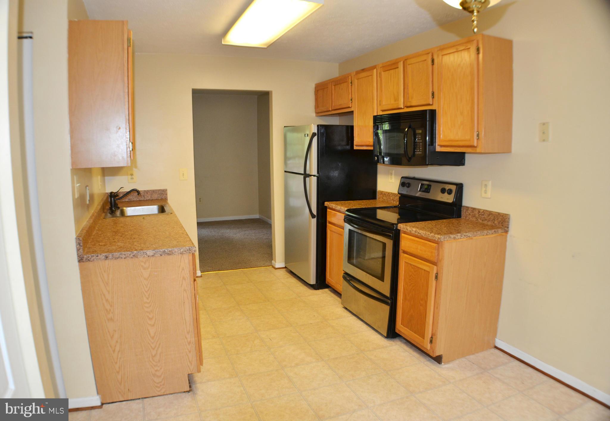 LAUREL GLEN - Residential