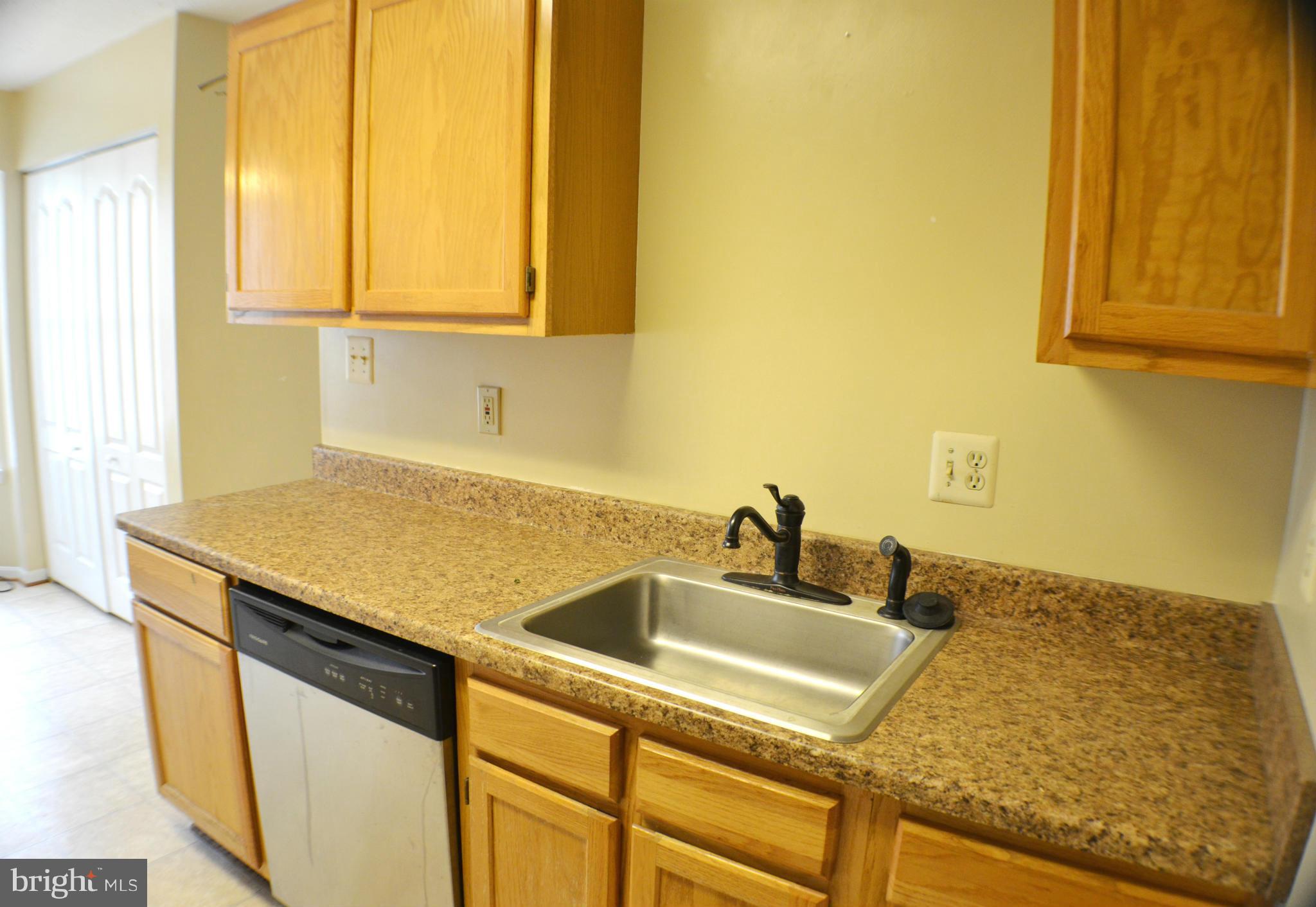 LAUREL GLEN - Residential