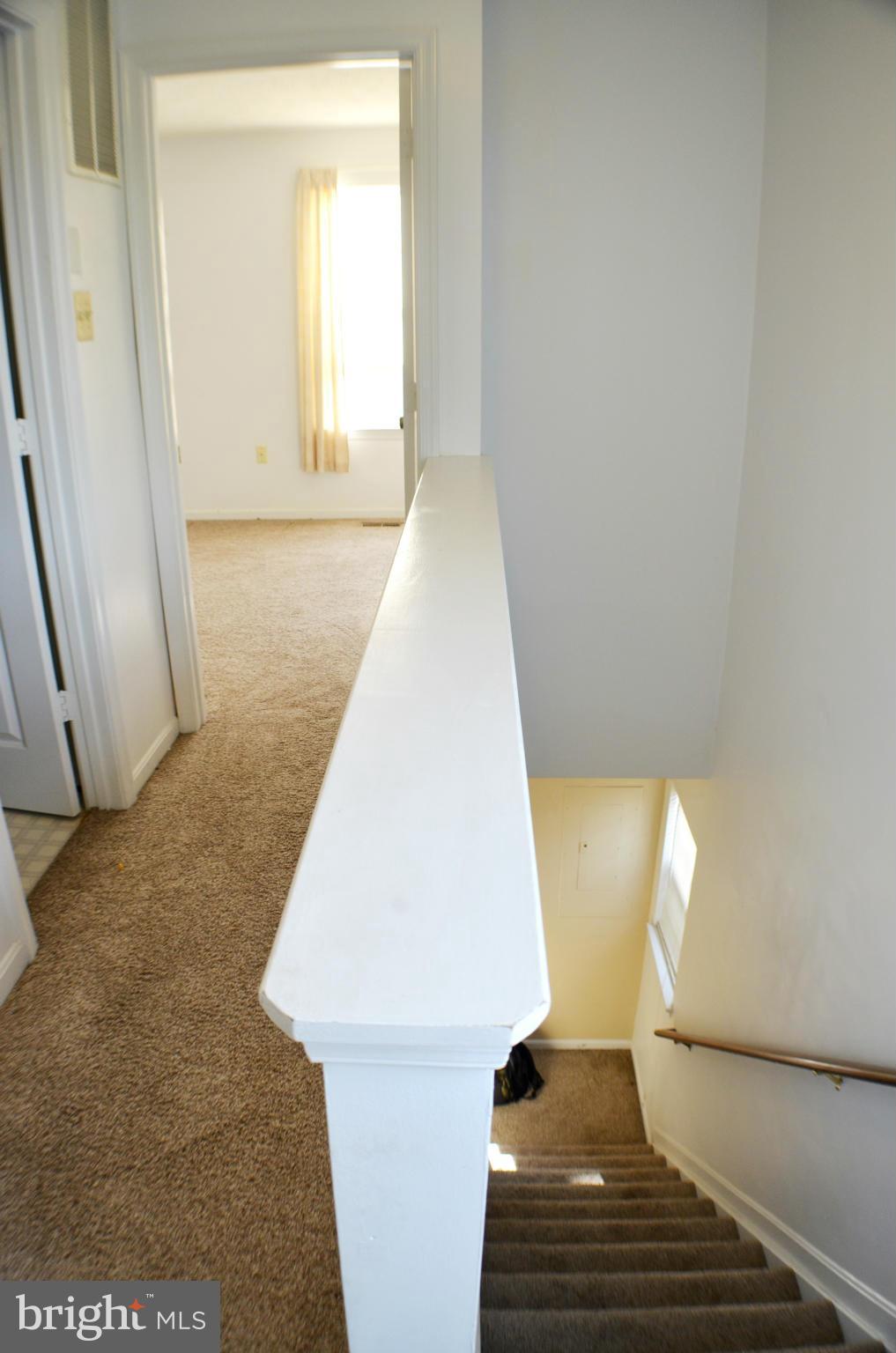 LAUREL GLEN - Residential