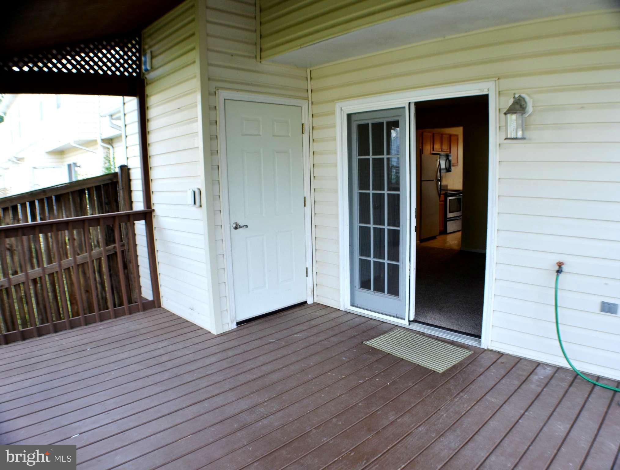 LAUREL GLEN - Residential