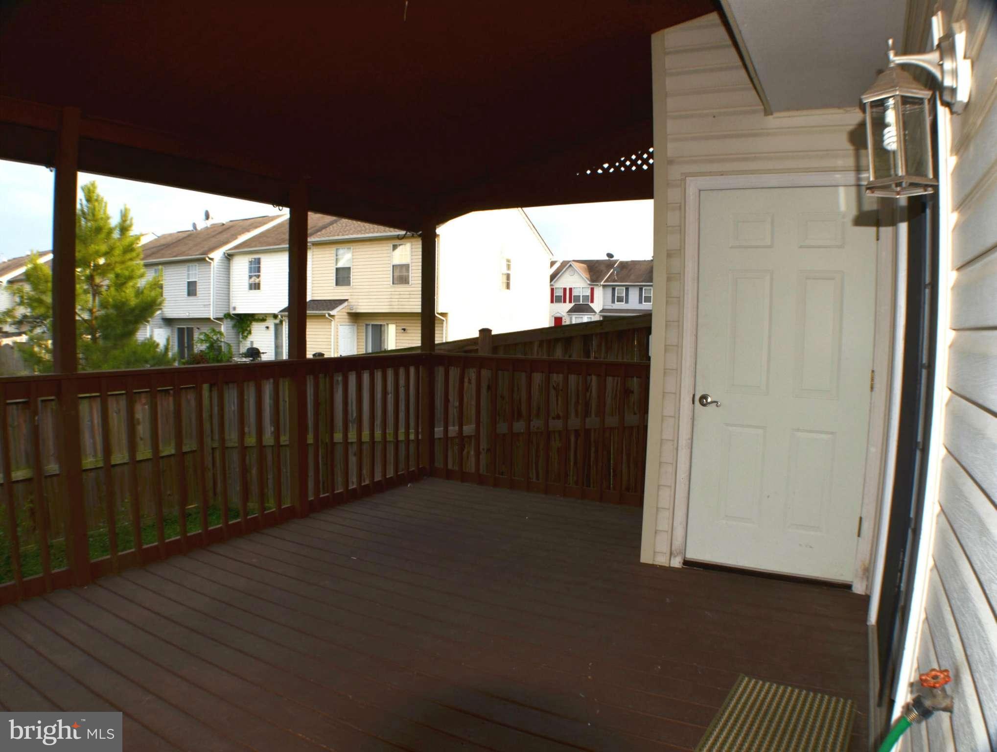 LAUREL GLEN - Residential