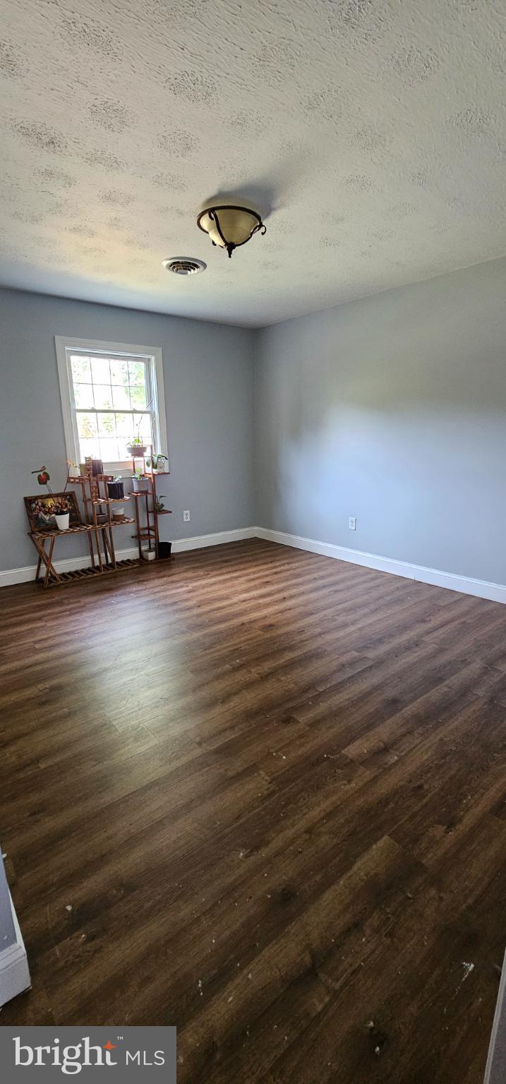 GREEN ACRES - Residential