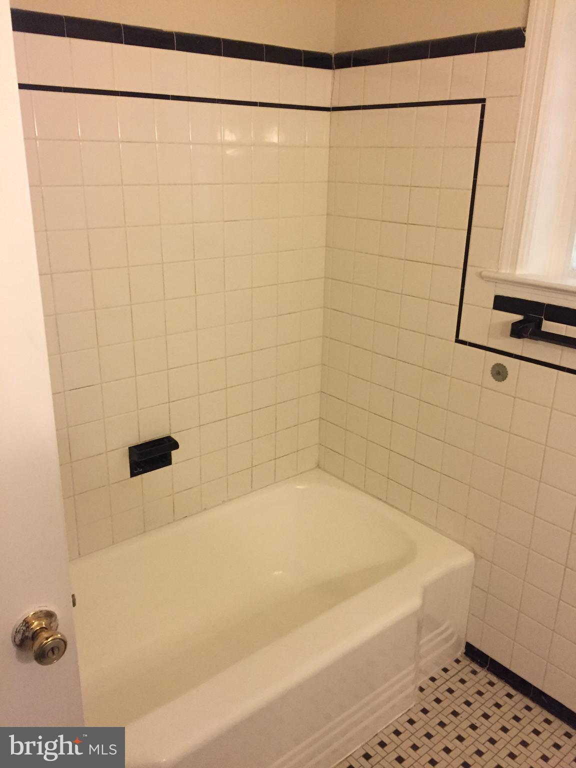 FOREST PARK - Residential Lease