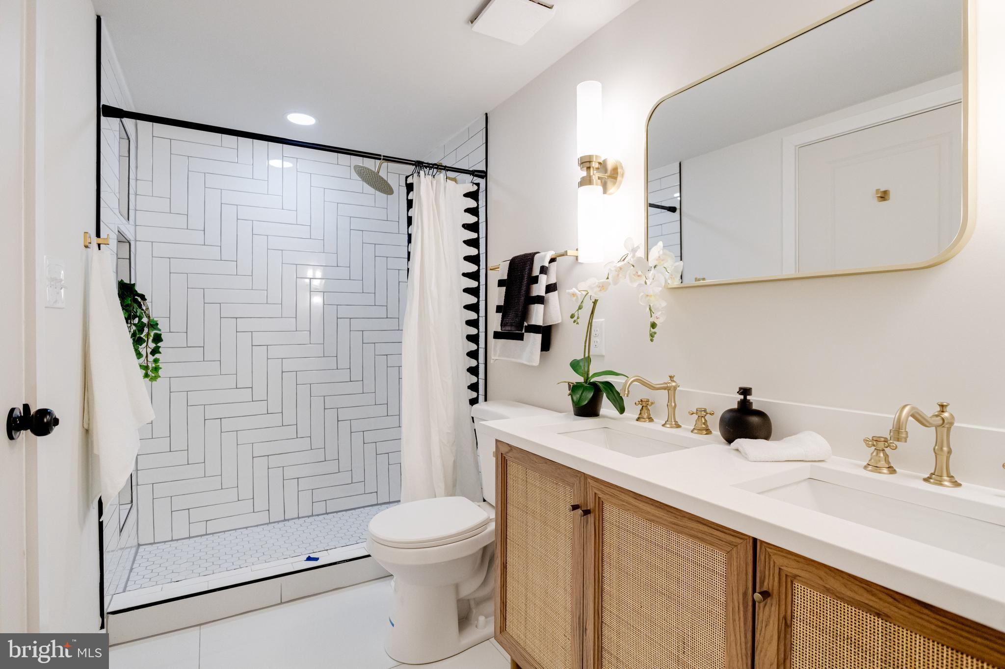 PARKVILLE - Residential